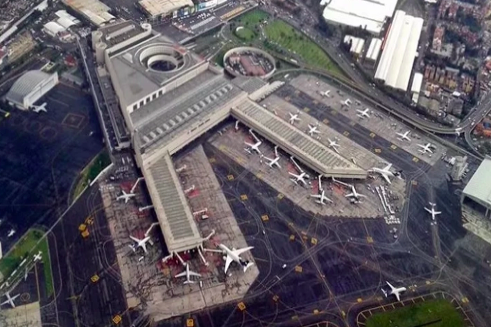 Administración Trump expulsa a las aerolíneas mexicanas de 13 rutas