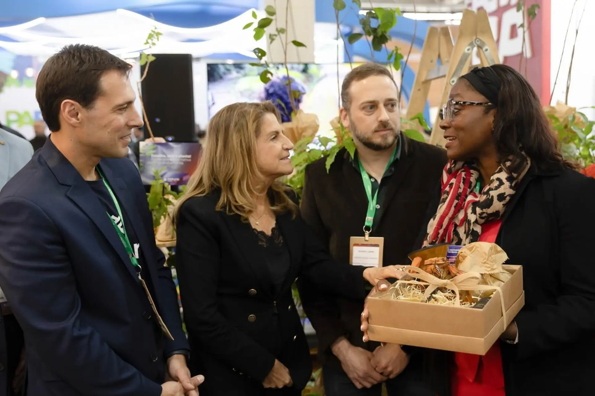 Festuris: El Árbol de la Integración rinde homenaje a Costa Rica.