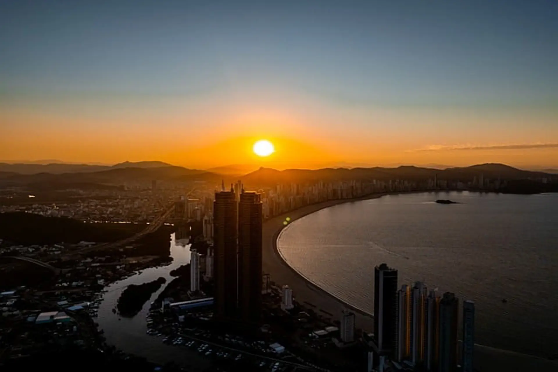 Brasil supera los 100 millones de psajeros en aeropuertos a octubre