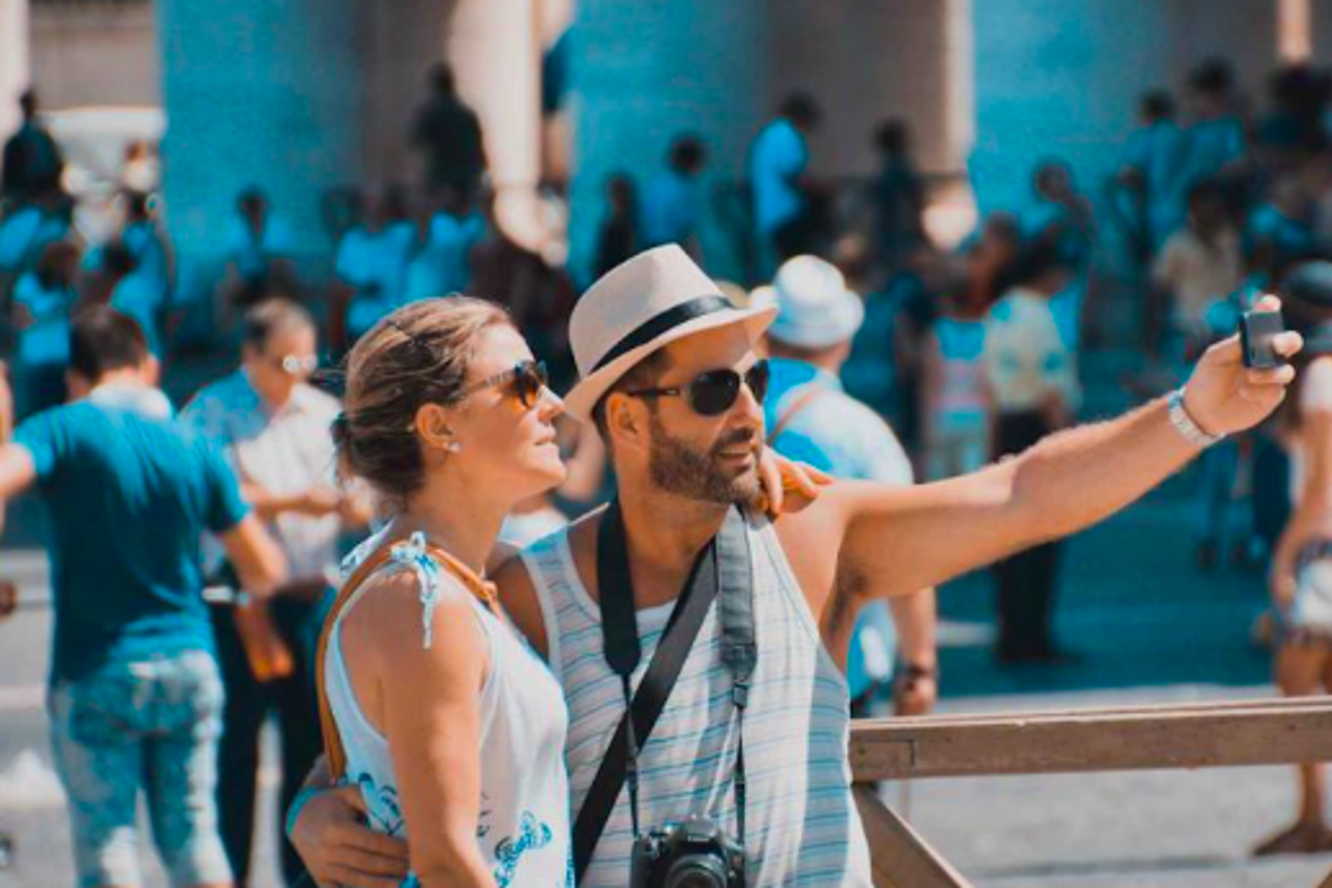 Mexicanos, entre los viajeros que más gastan del mundo en 2026