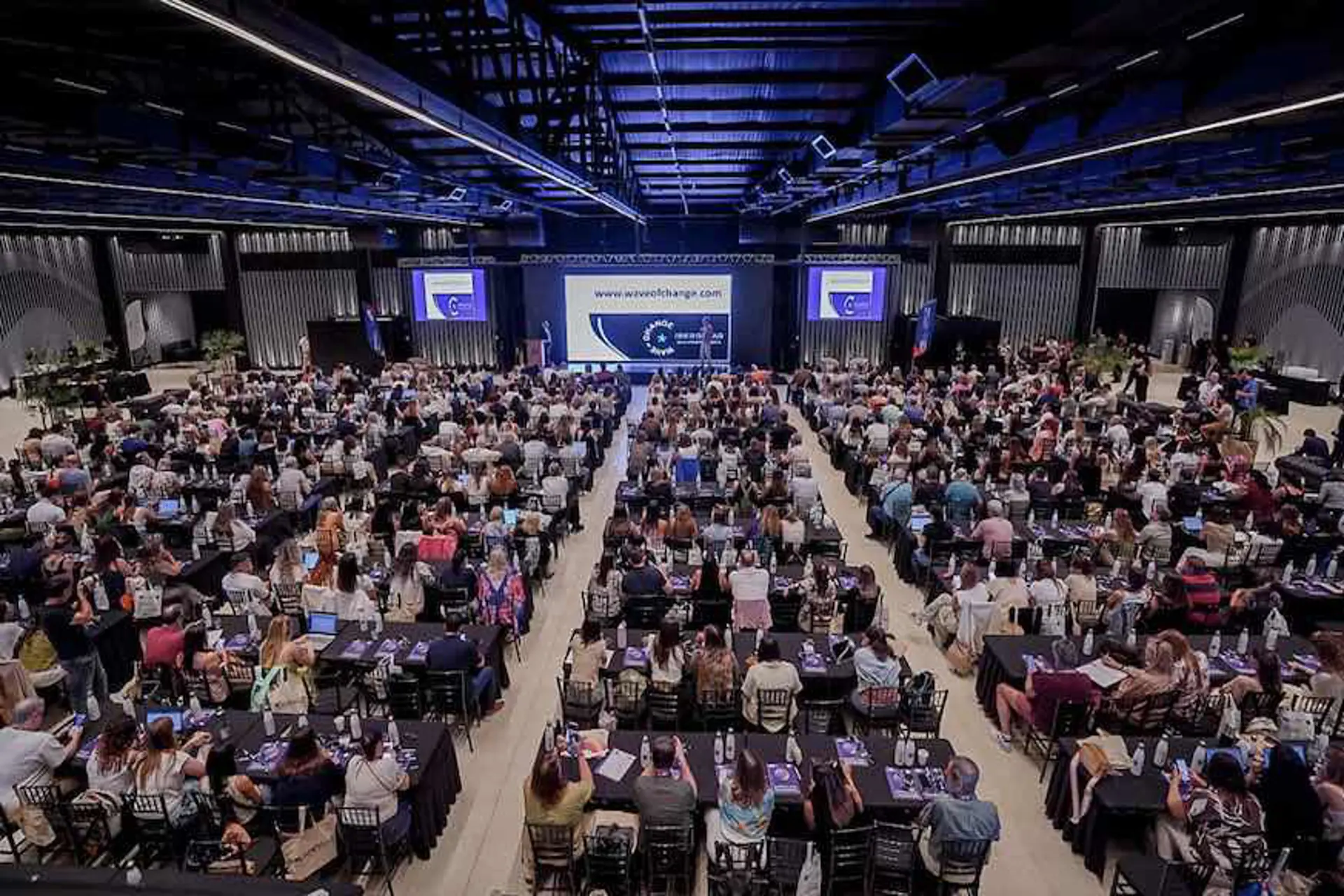 Gran convención de Grupo GEA inauguró el Centro de Convenciones Iryapú