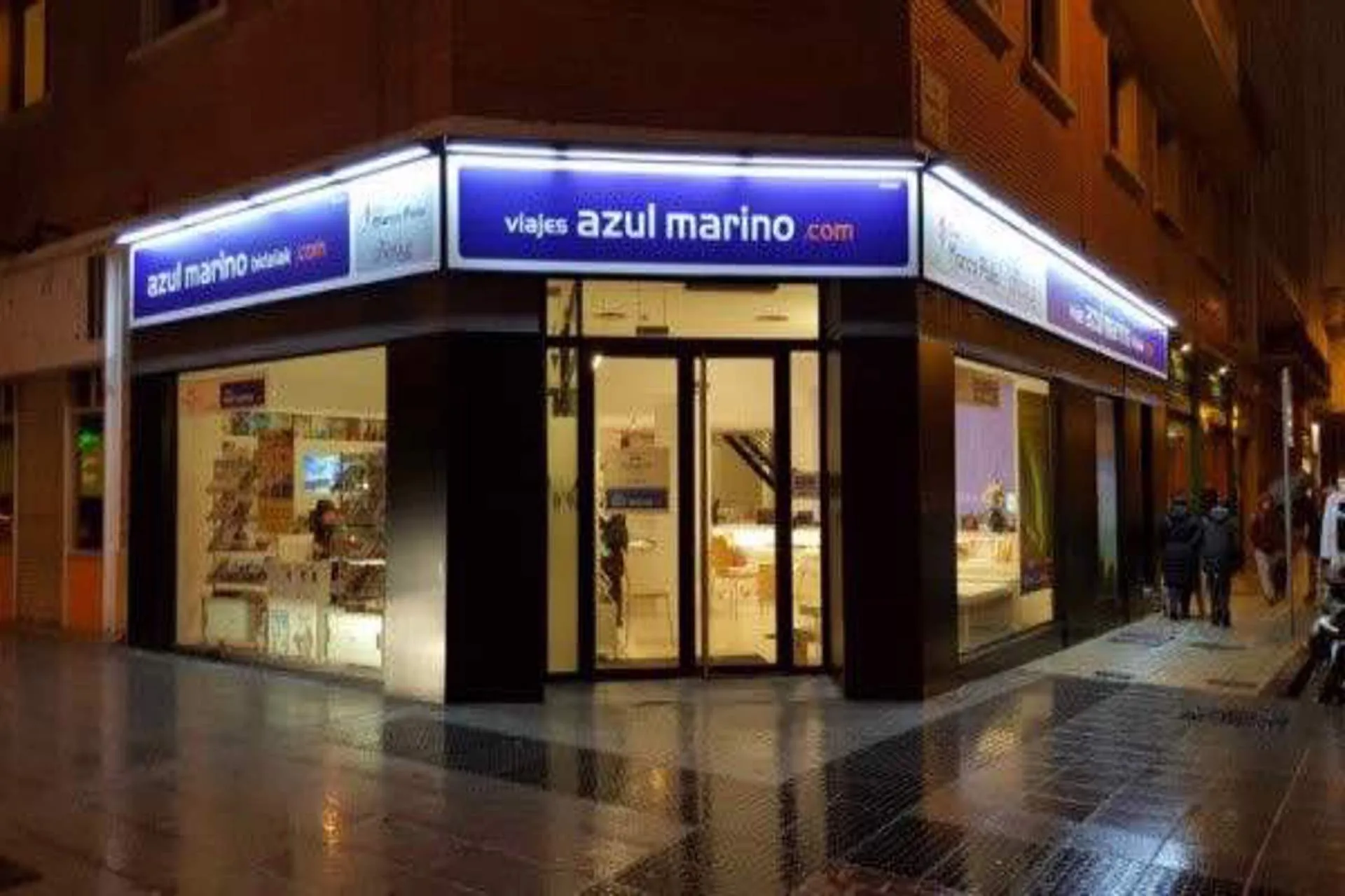 W2M cierra la compra de Grupo Azul Marino y no detiene su expansión