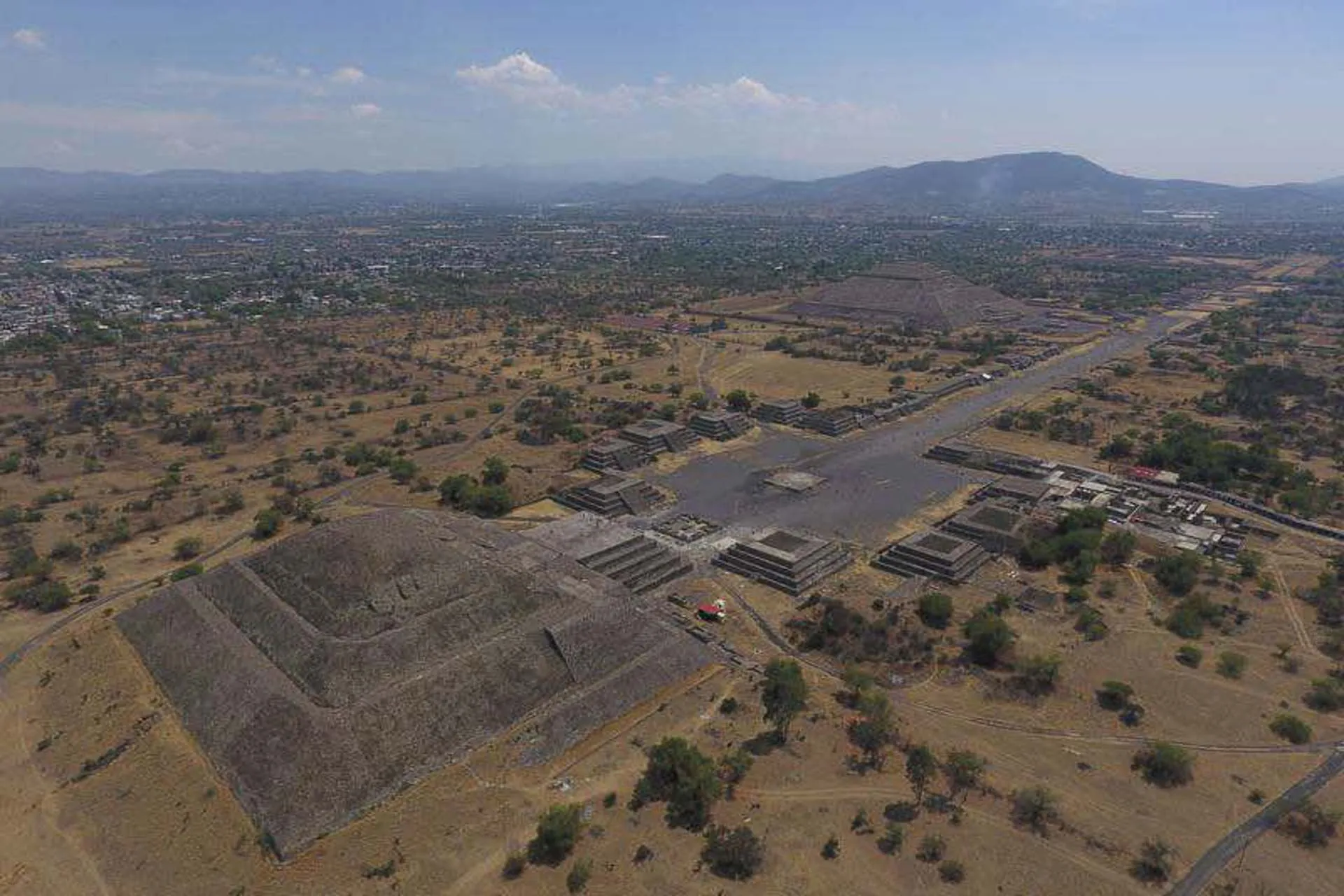 México: Constructores arrasan las afueras de las ruinas de Teotihuacan