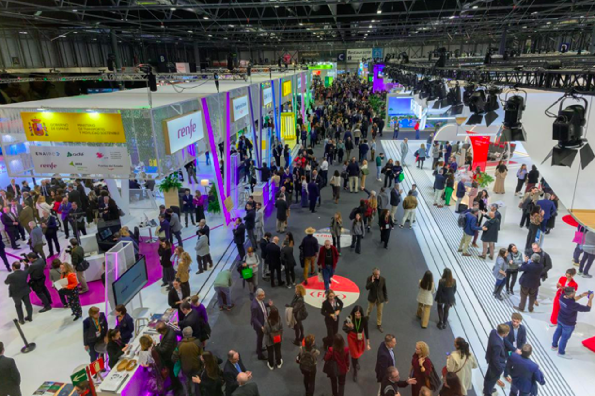 Sitemander: Fitur dispara las reservas y las tarifas hoteleras en Madrid