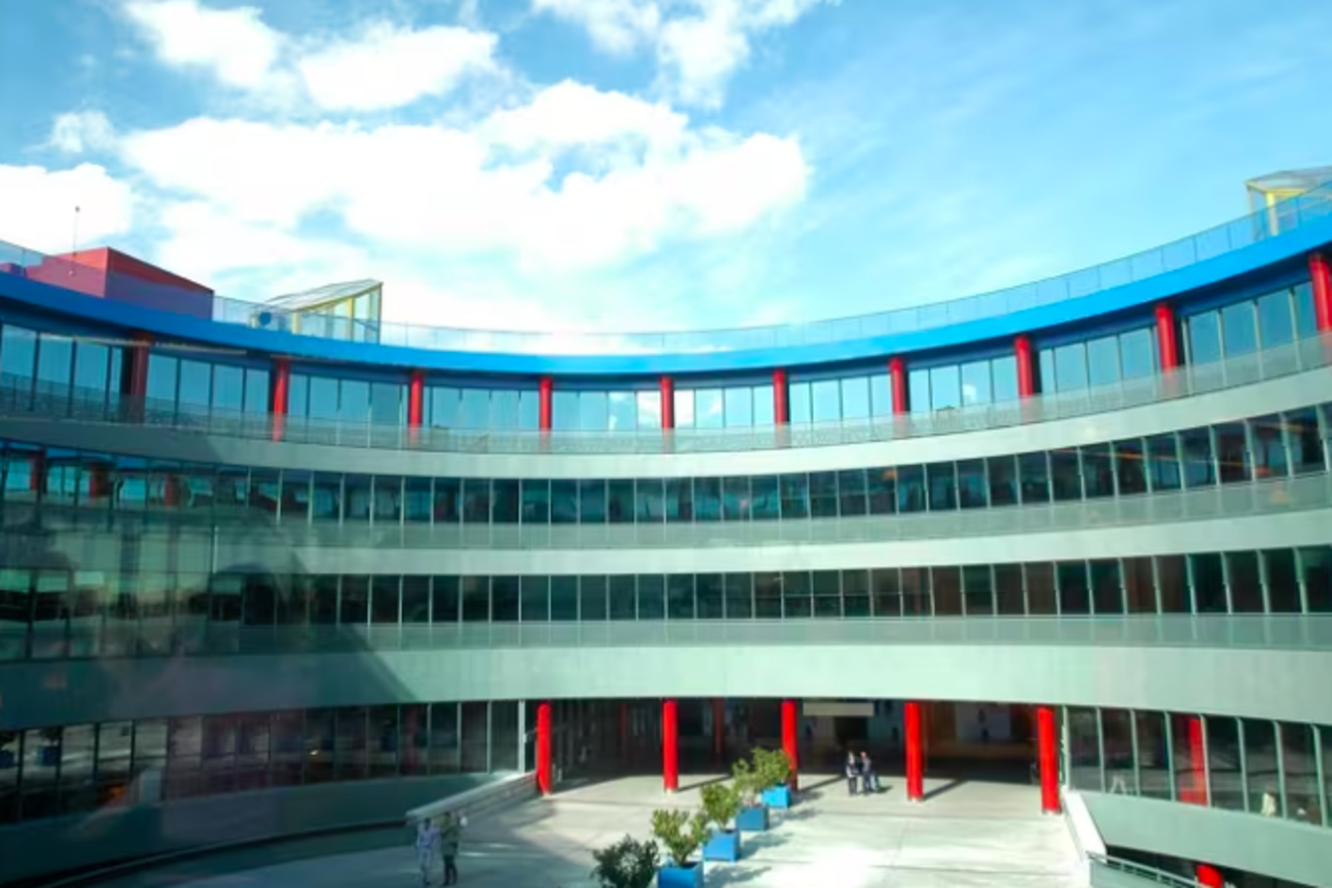 Varias cancelaciones en FITUR a raíz del grave accidente ferroviario