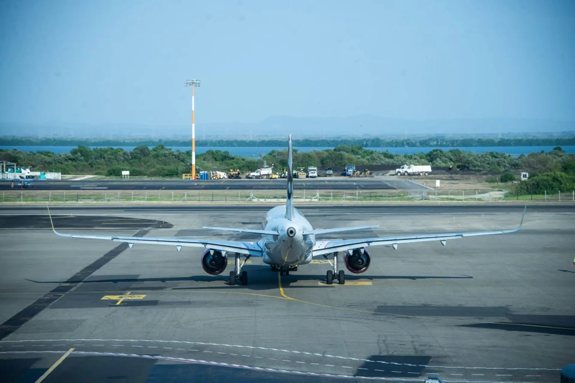 Colombia proyecta crecimiento aéreo internacional con nuevas rutas 