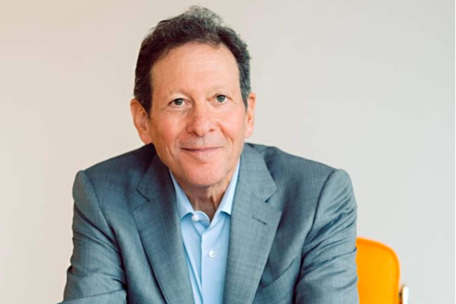 Hyatt: Thomas J. Pritzker, Presidente Ejecutivo, se retira tras 50 años