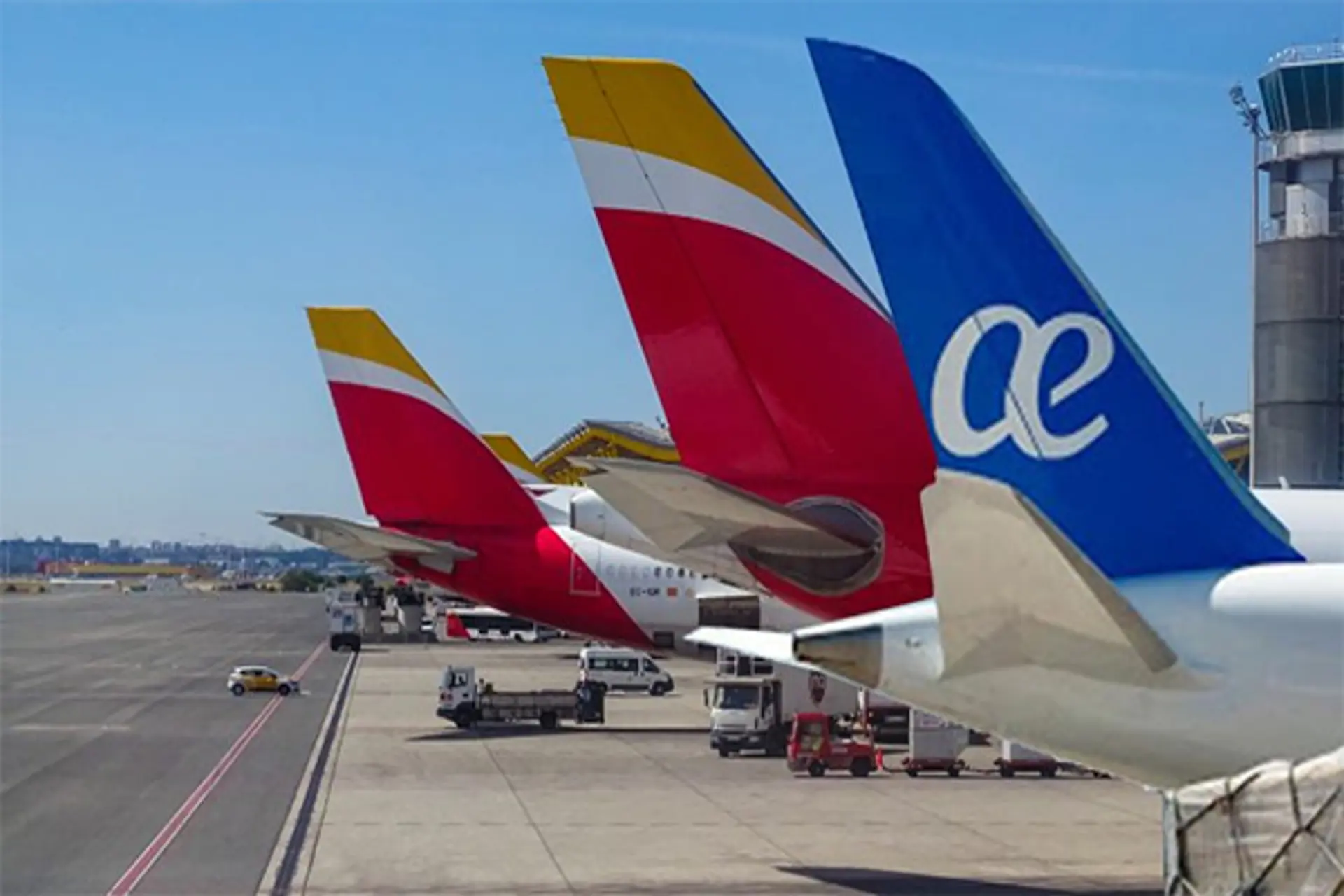 Gobiernos de España y Peru liberan espacio aéreo para el transporte 