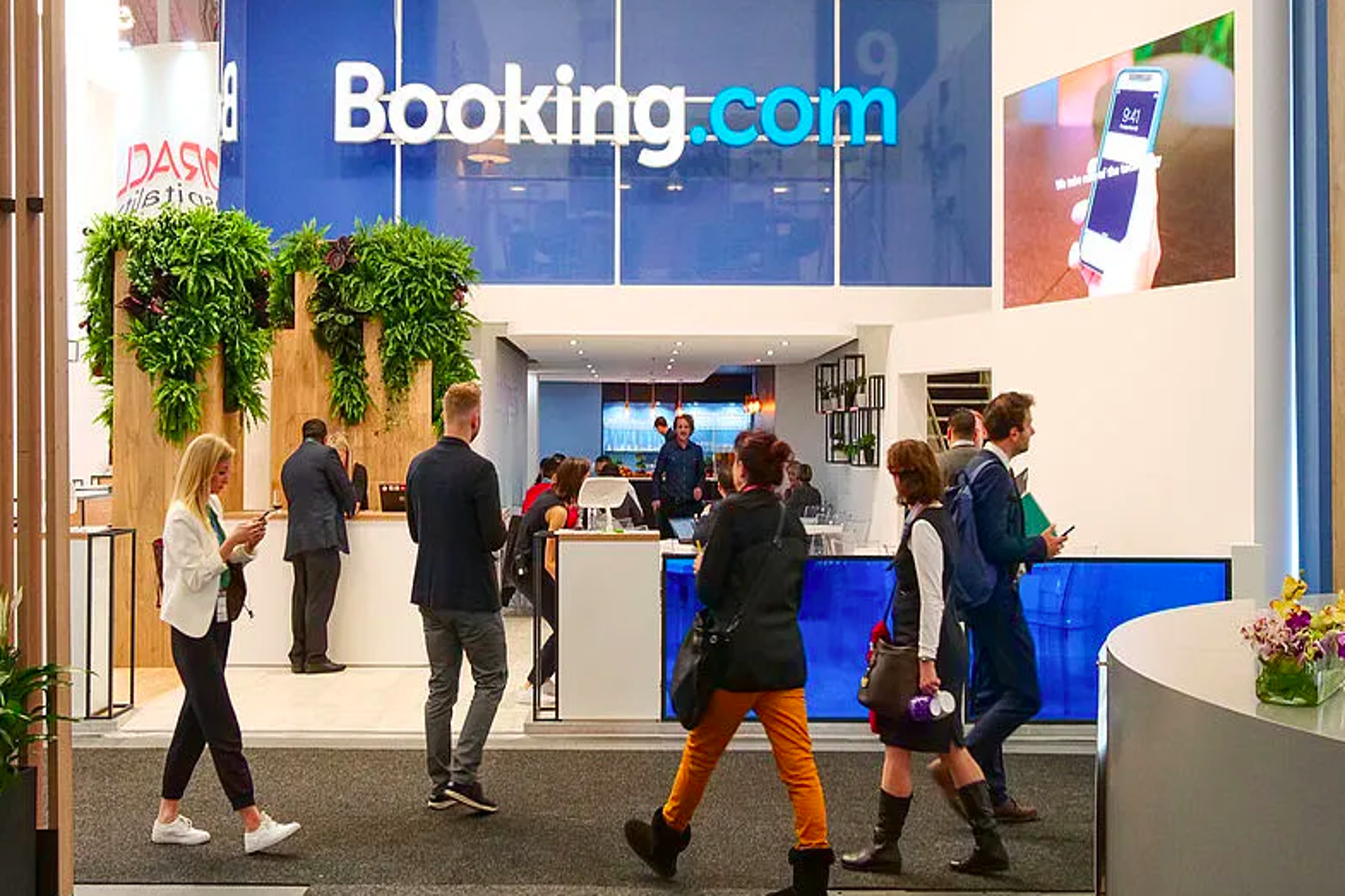 Booking.com refuerza su estrategia en medio de dudas del mercado
