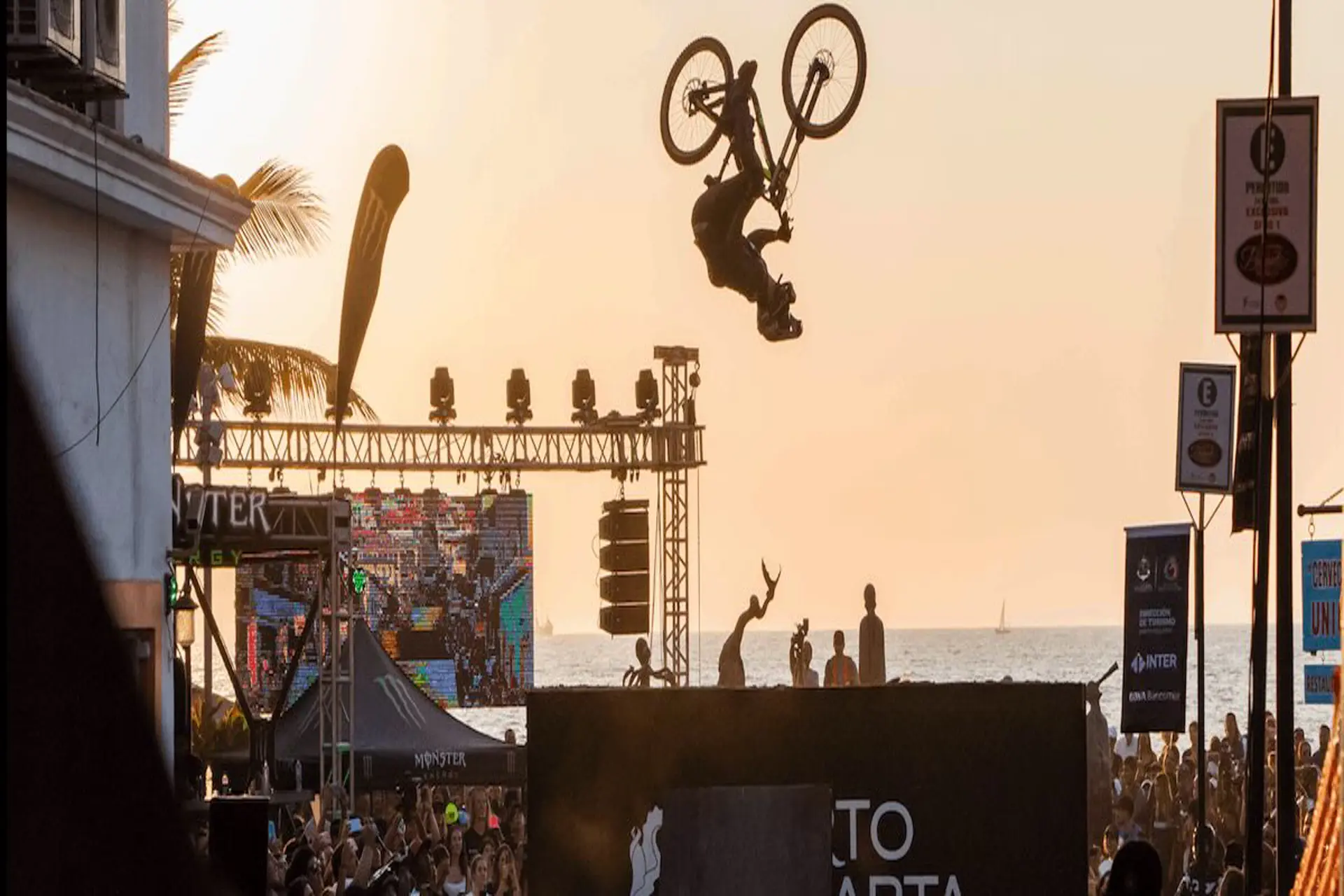 Puerto Vallarta Downhill: adrenalina y espectáculo en un solo destino