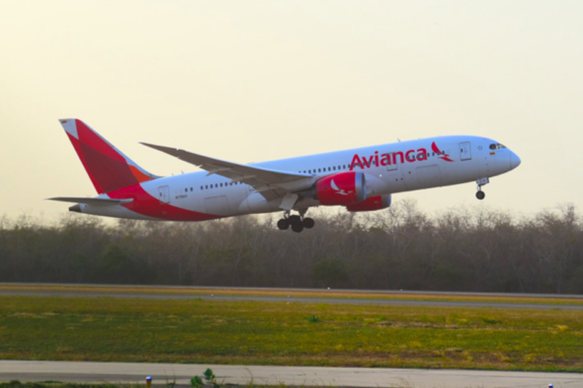 Grupo Abra refuerza su compromiso en el mercado de aviación colombiano 