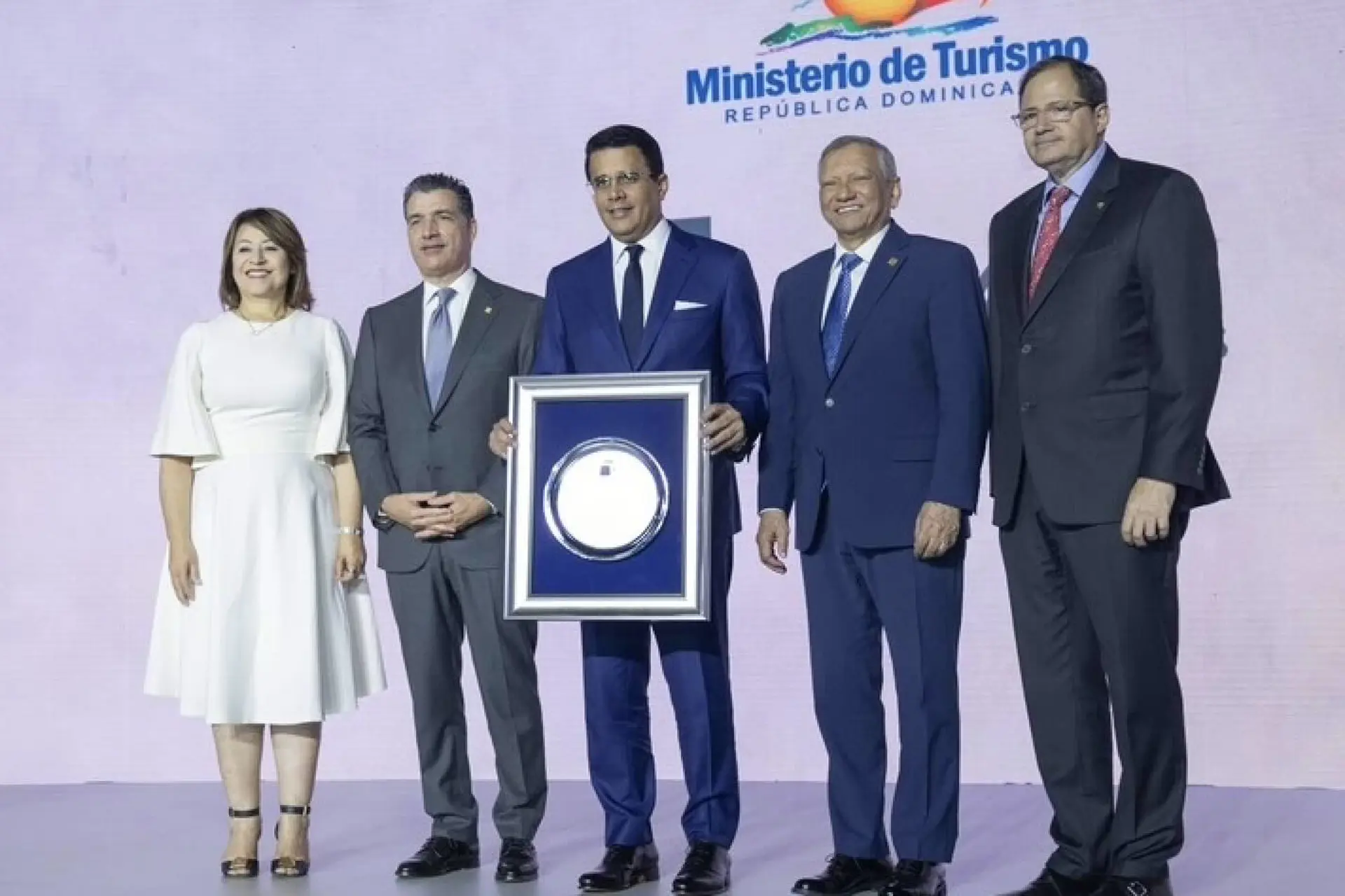 El flujo turístico hacia RD sumó 25,000M de USD a la economía en 2025