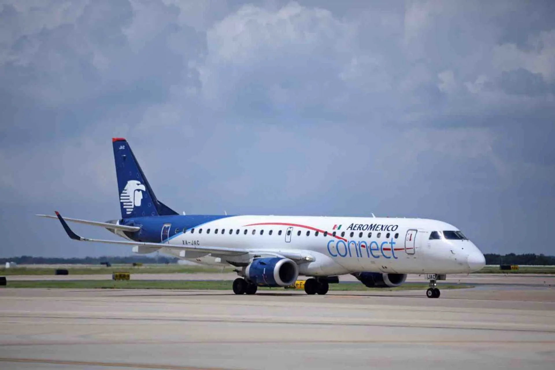 Aeromexico aterriza en el aeropuerto de Dallas Fort Worth