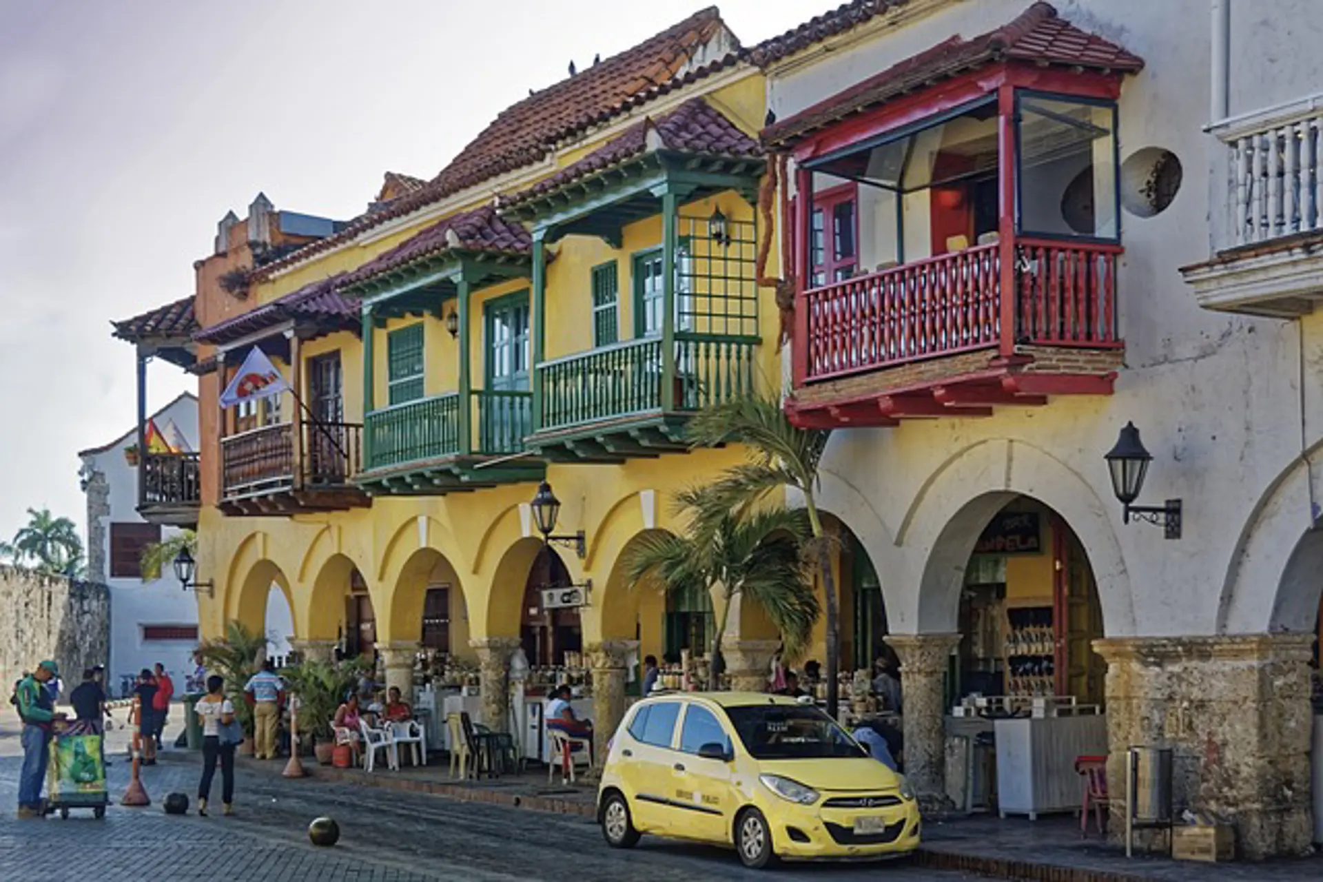 Colombia supera los 24 millones de visitantes no residentes 
