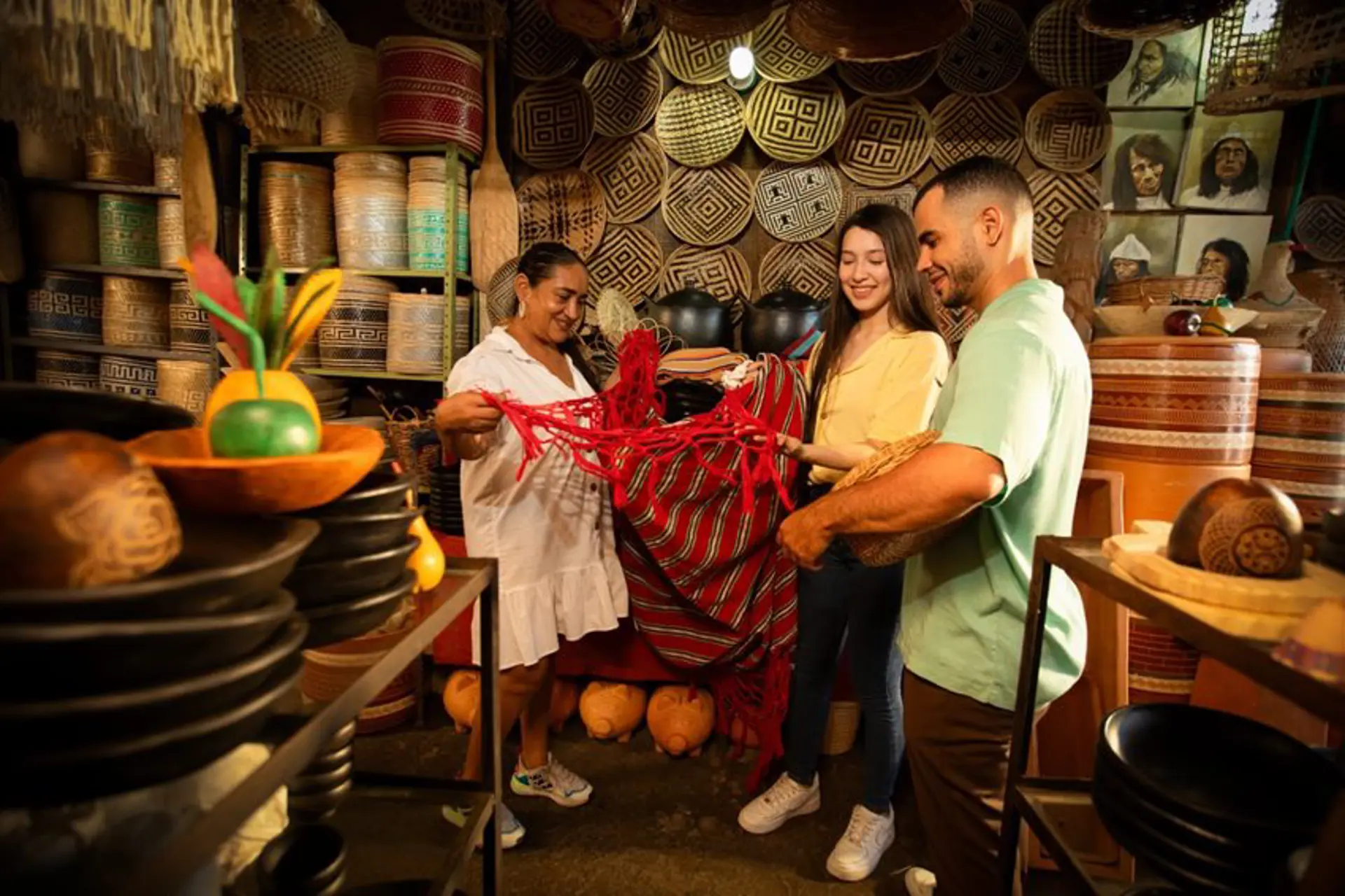 Colombia impulsa comercio justo en el turismo en 12 regiones del país
