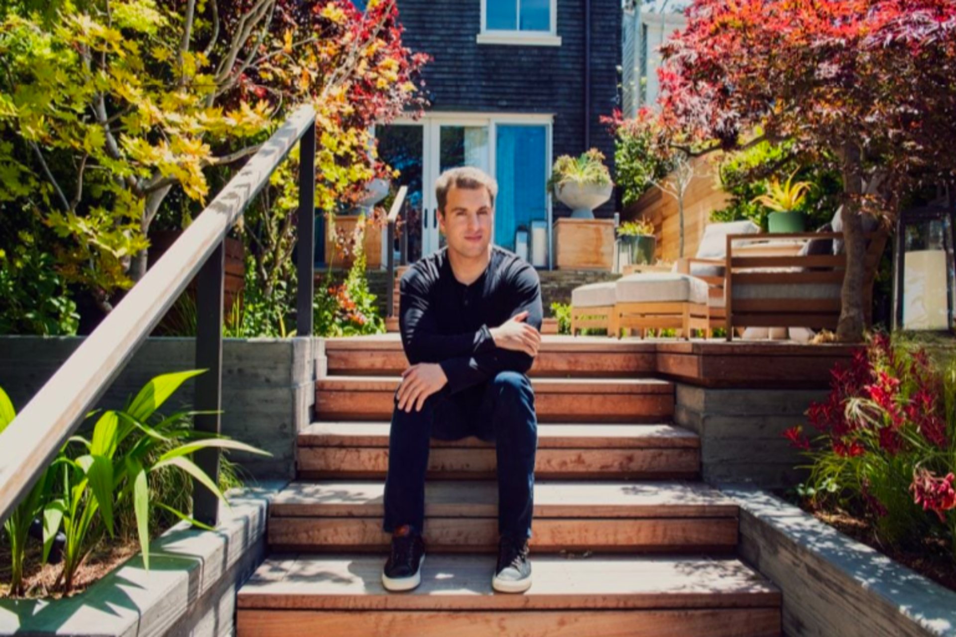 Brian Chesky "La estrategia hotelera de Airbnb supera expectativas"