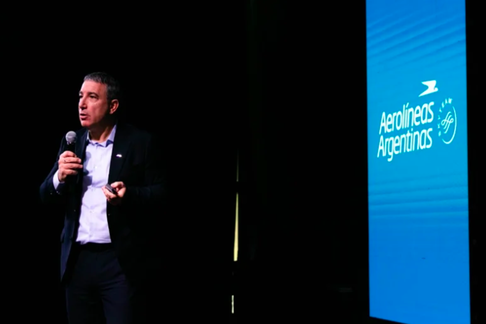 Aerolíneas Argentinas incluirá 2 nuevas rutas a Curazao y Cartagena