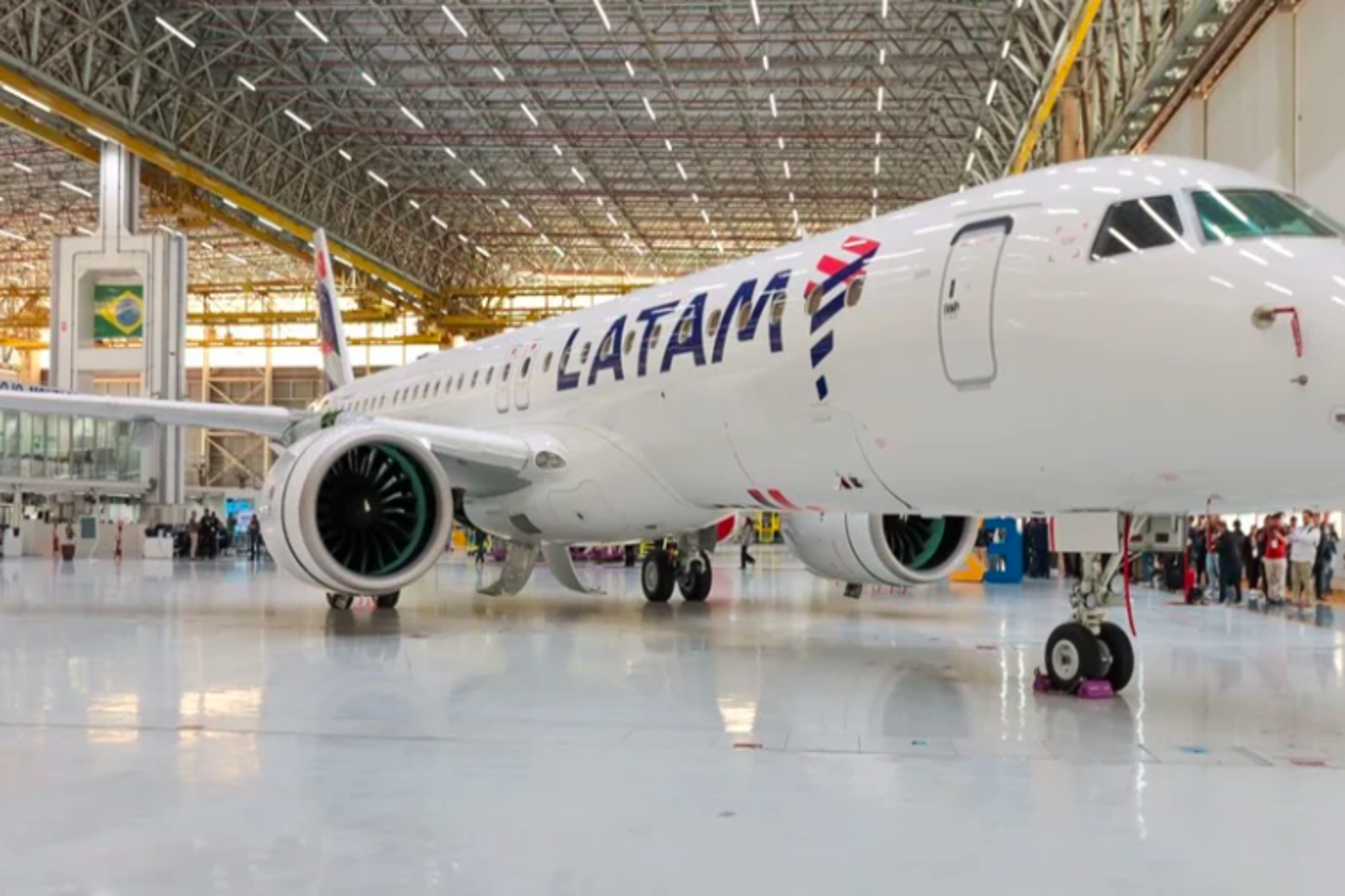 LATAM invertirá US$25 millones en Wi-Fi satelital para más de 60 aviones