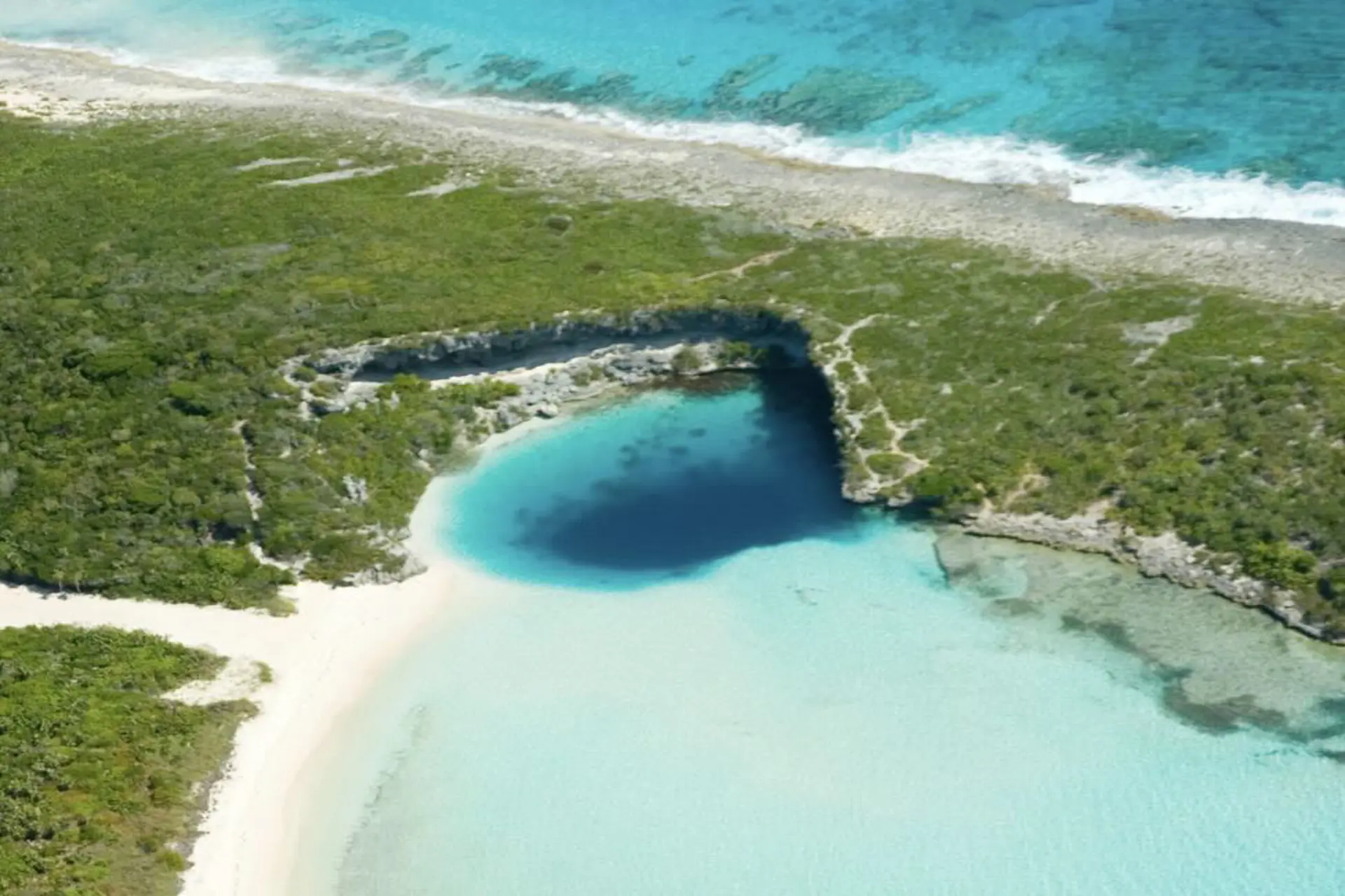 Explorar el mar es una de las mejores formas de conocer Las Bahamas