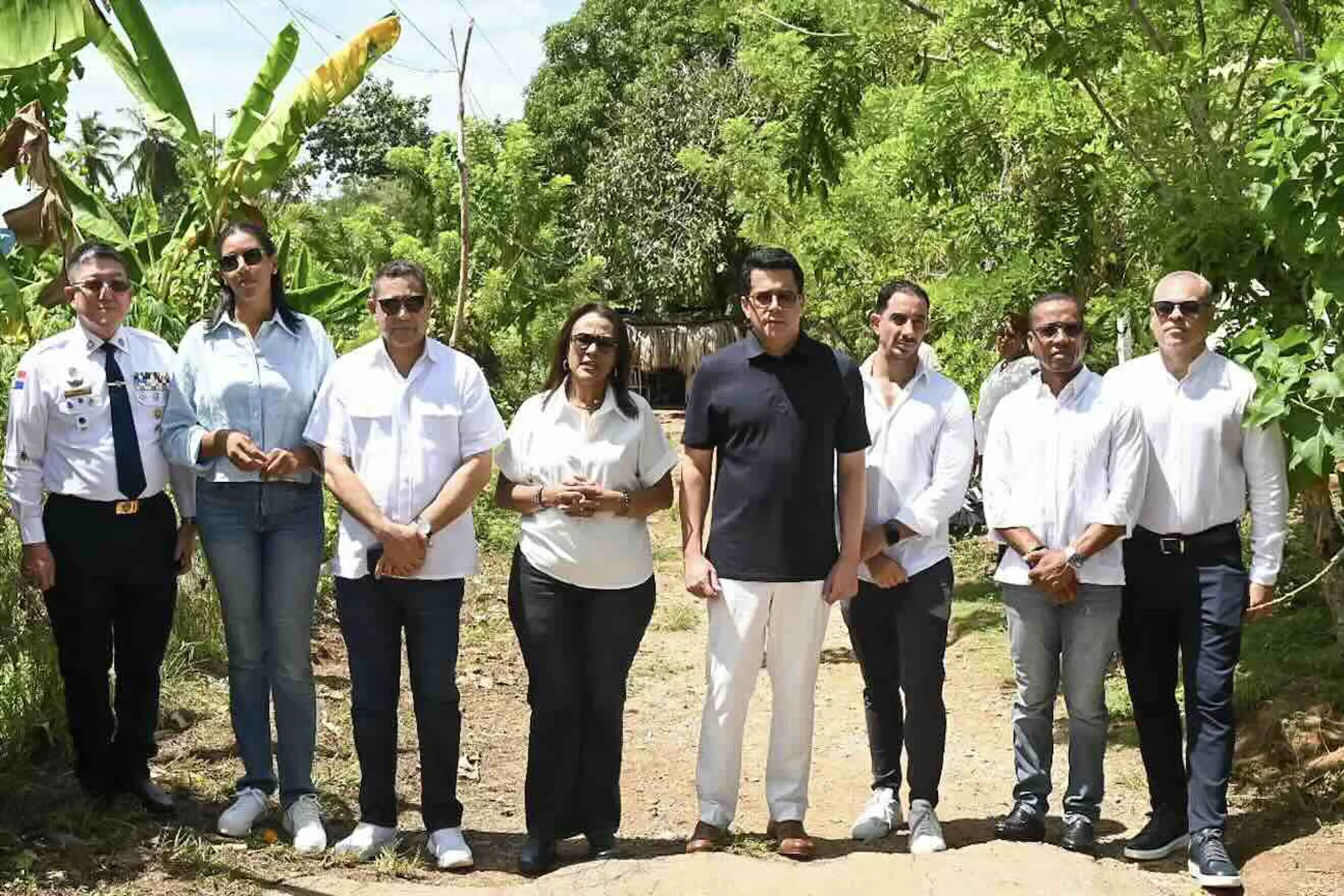 David Collado deja iniciada nuevas obras en Arroyo Barril, Samaná