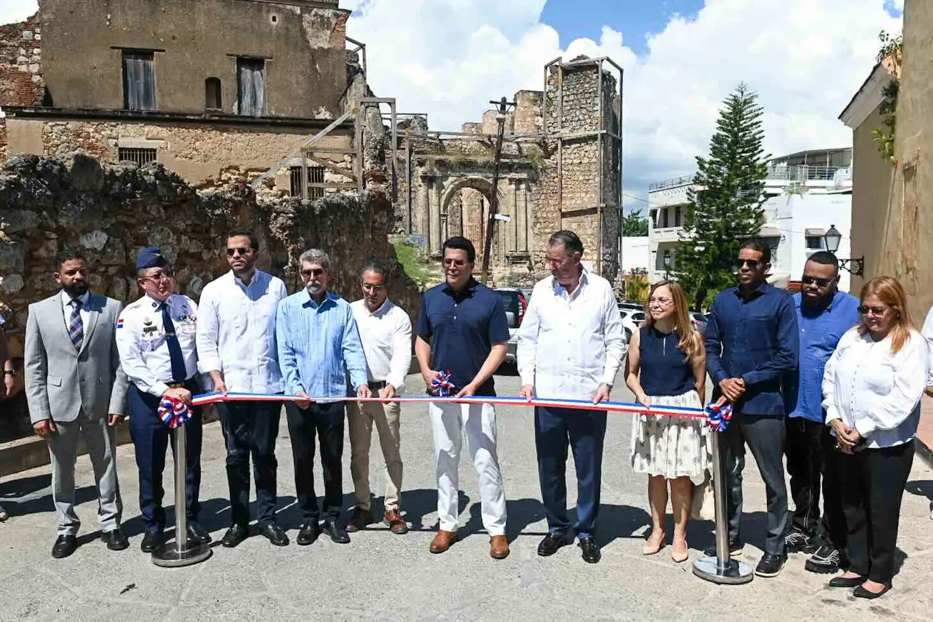 Collado concluye entregas de calles intervenidas en Ciudad Colonial 