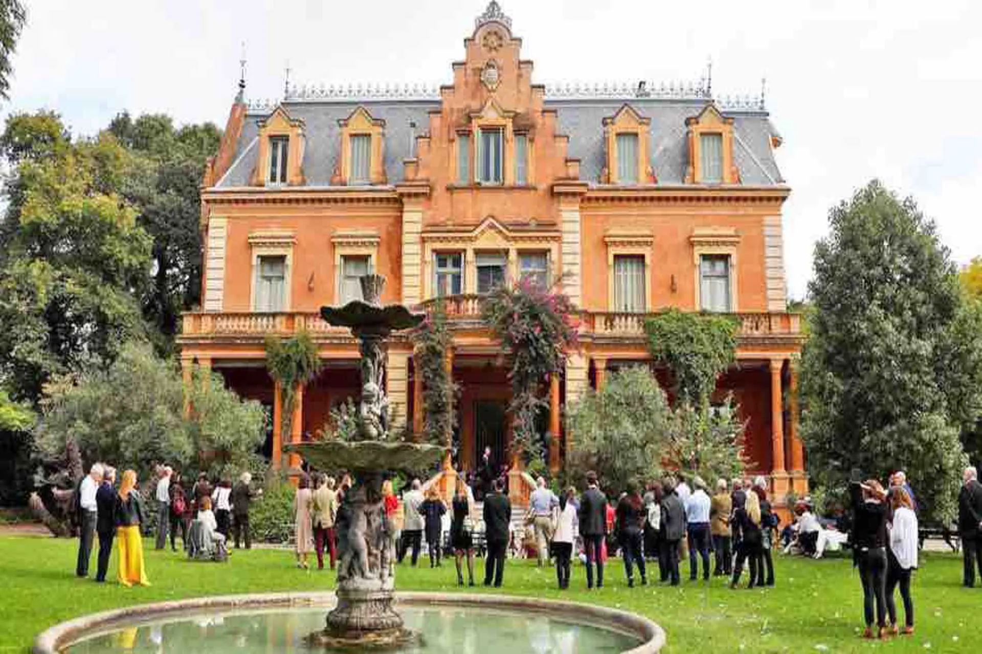 Las 5 mansiones de Buenos Aires que abren para desayunar y comer