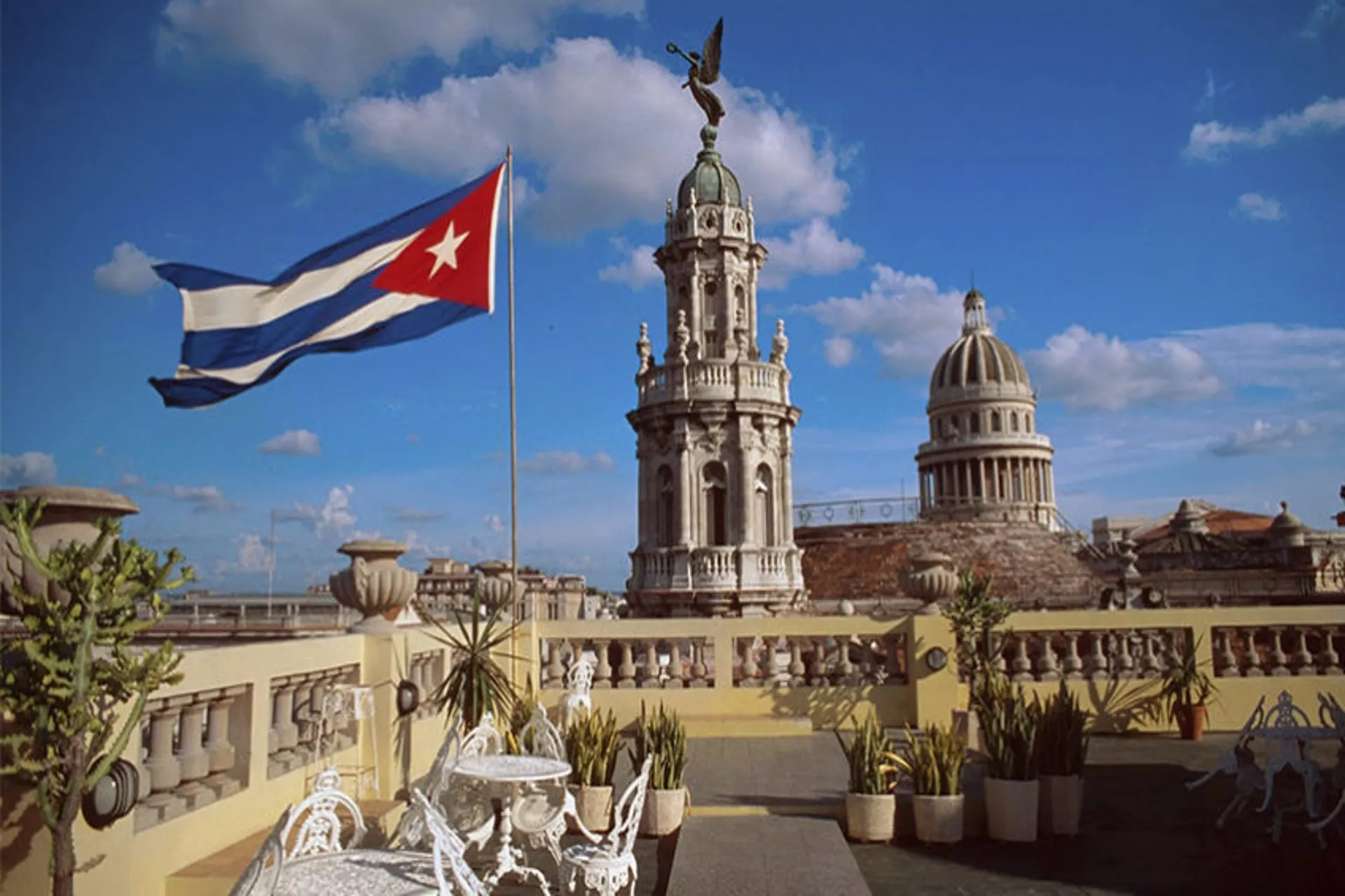 CUBA abre fronteras en Noviembre con vacunación pero sin PCR