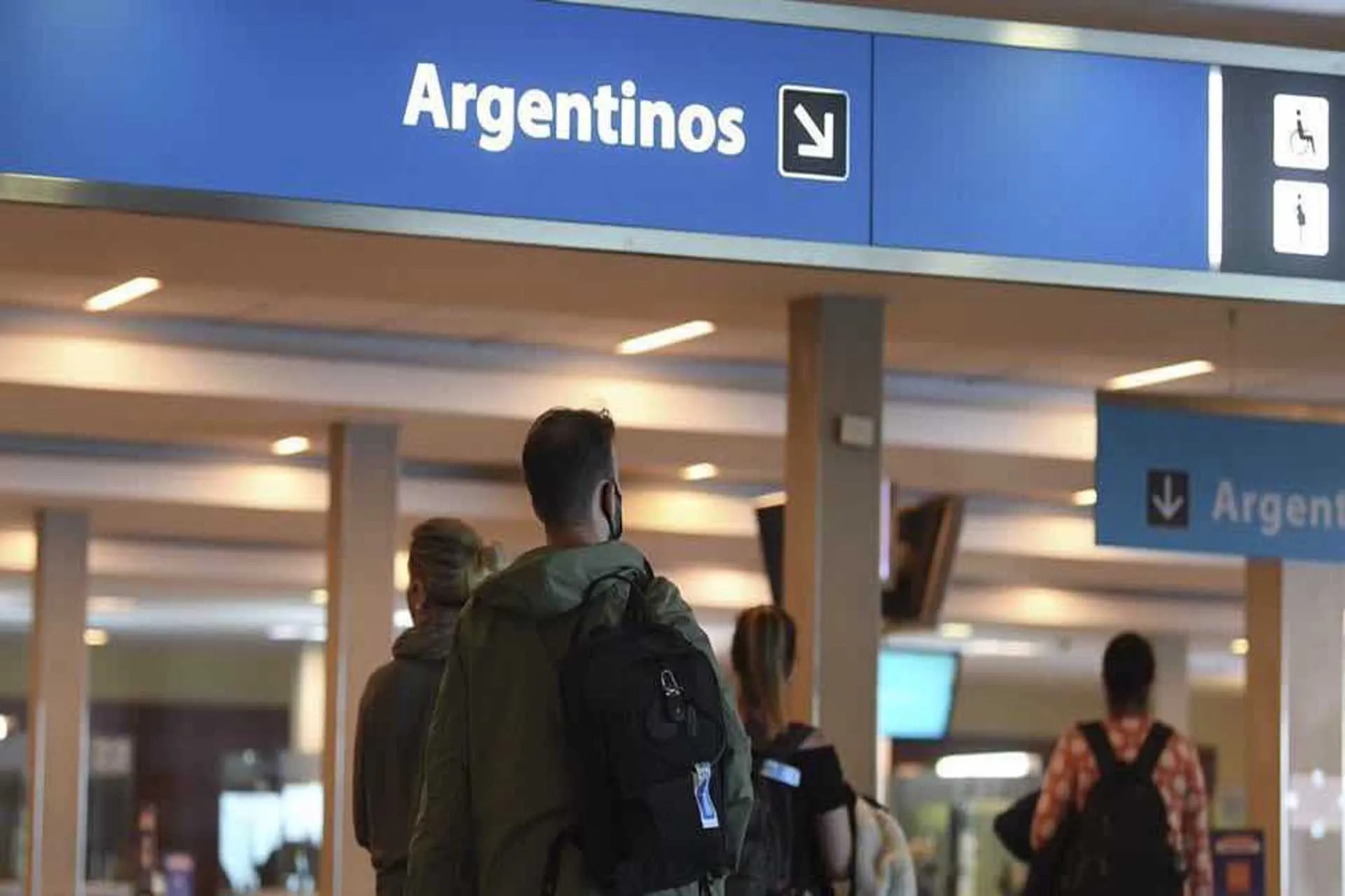 Viajeros del mundo podrán ingresar a Argentina a partir de Noviembre