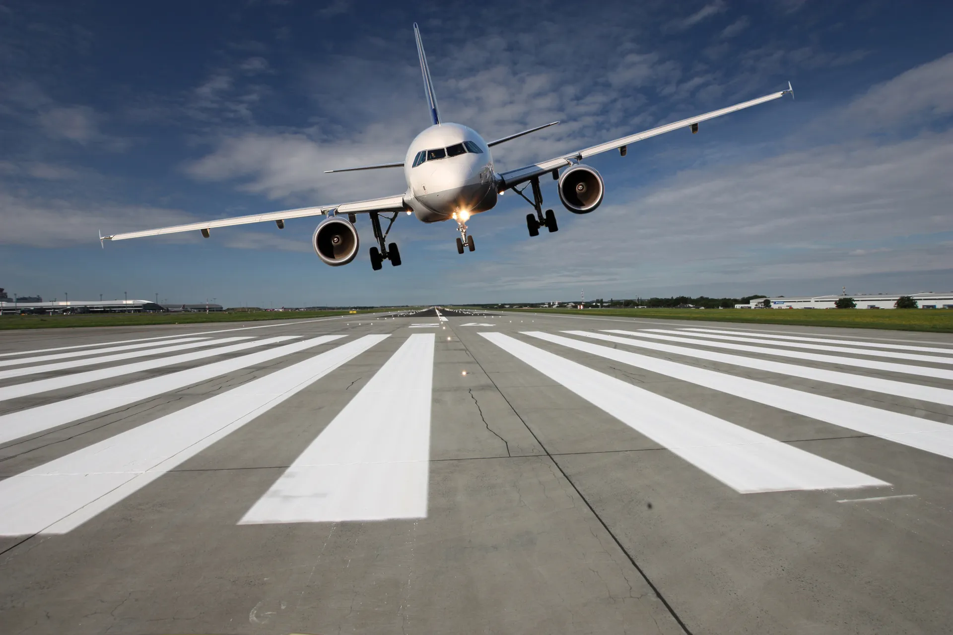 7 aerolíneas internacionales analizan volar a la Argentina