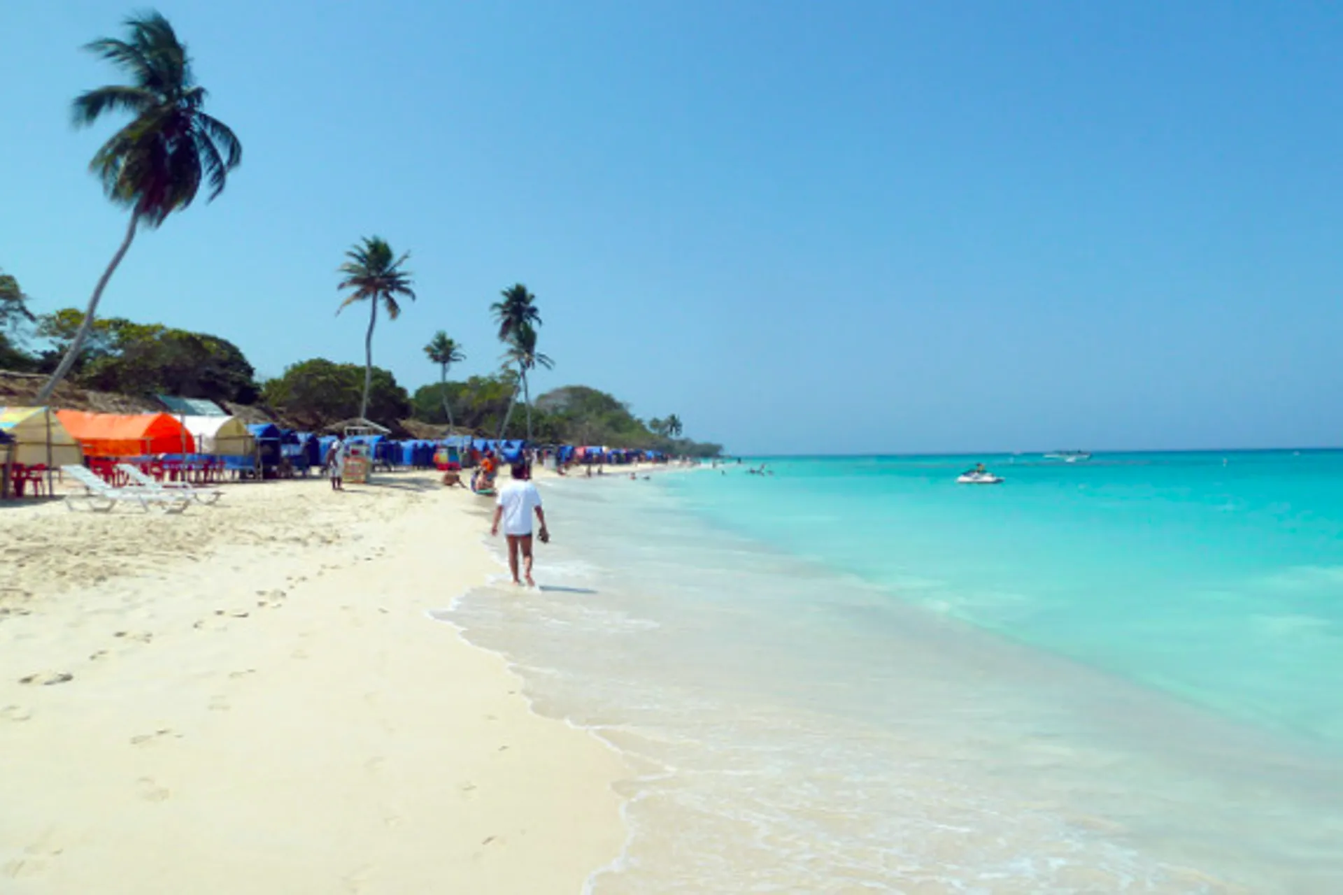 Colombia habilita sus playas bajo estrictos protocolos oficiales