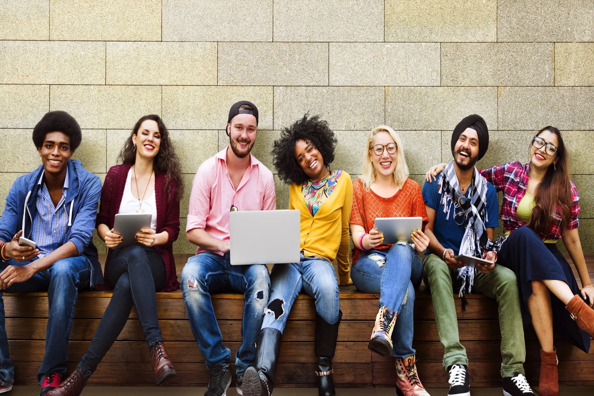 La Cumbre Mundial de Jóvenes sobre Turismo ya está en marcha