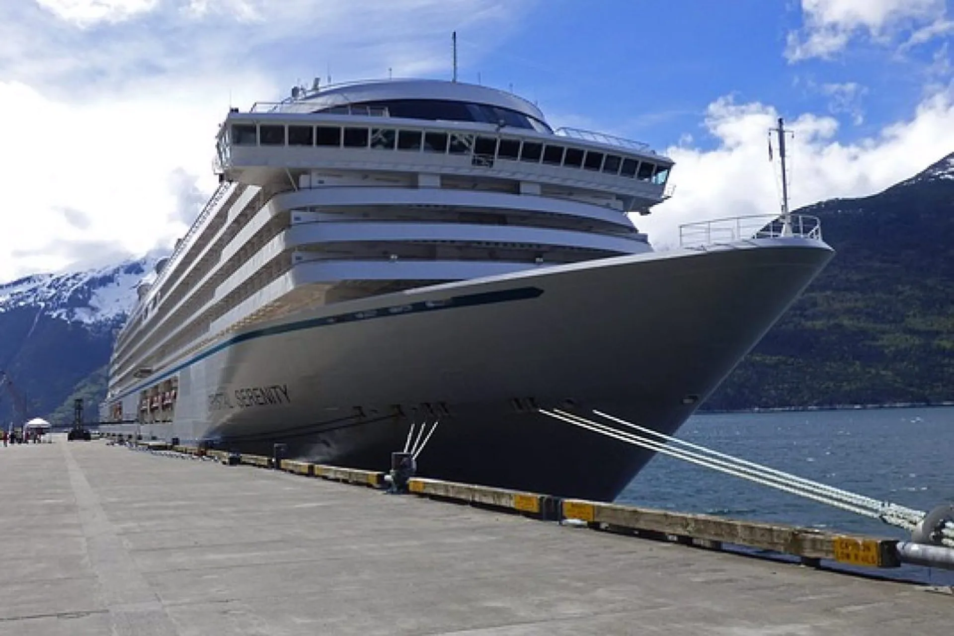 Crystal Cruises con falta de liquidez anuncia formalmente su cierre