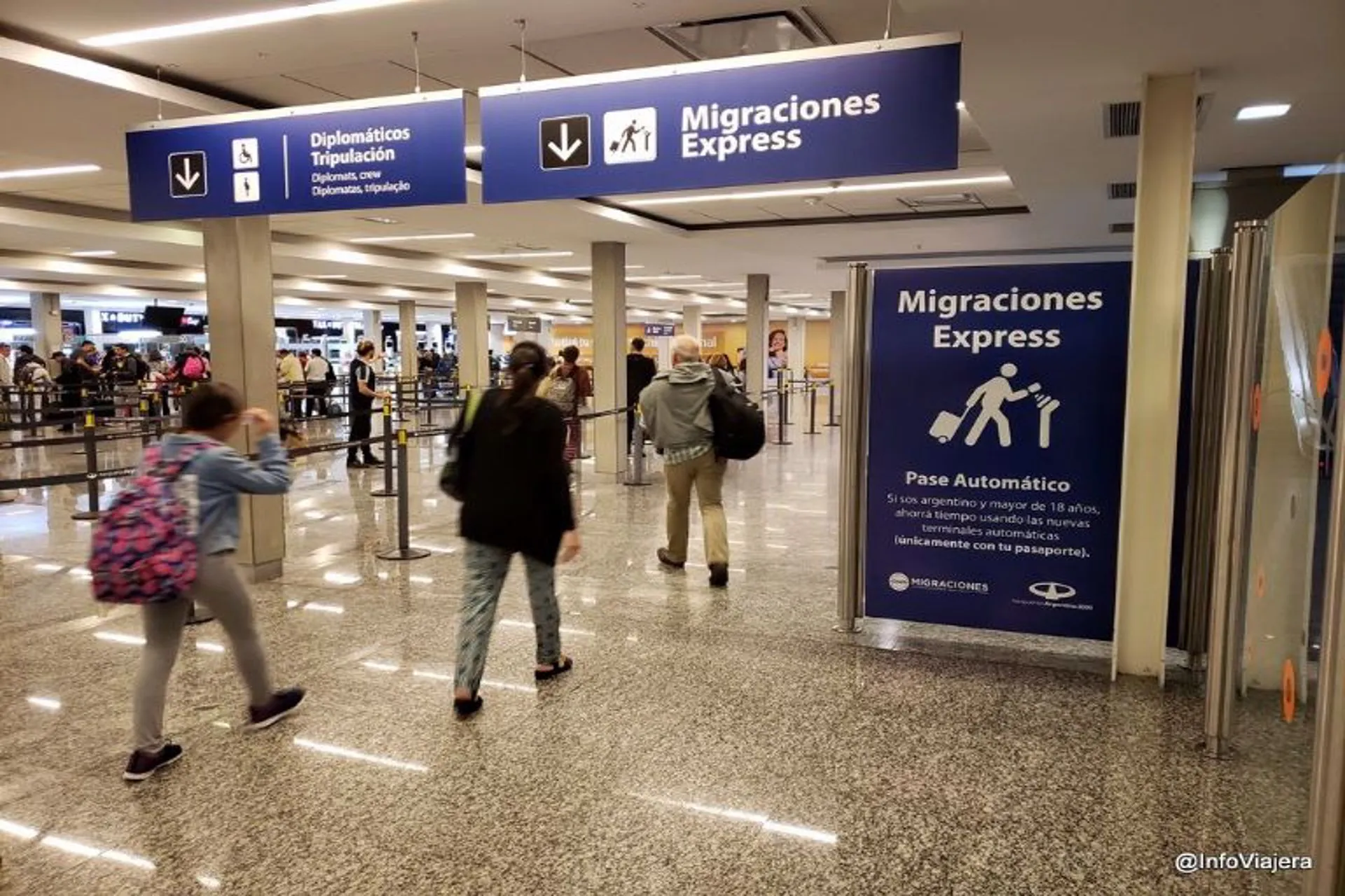 Levantan el paro de controladores aéreos Levantan el paro de controladores aéreos
