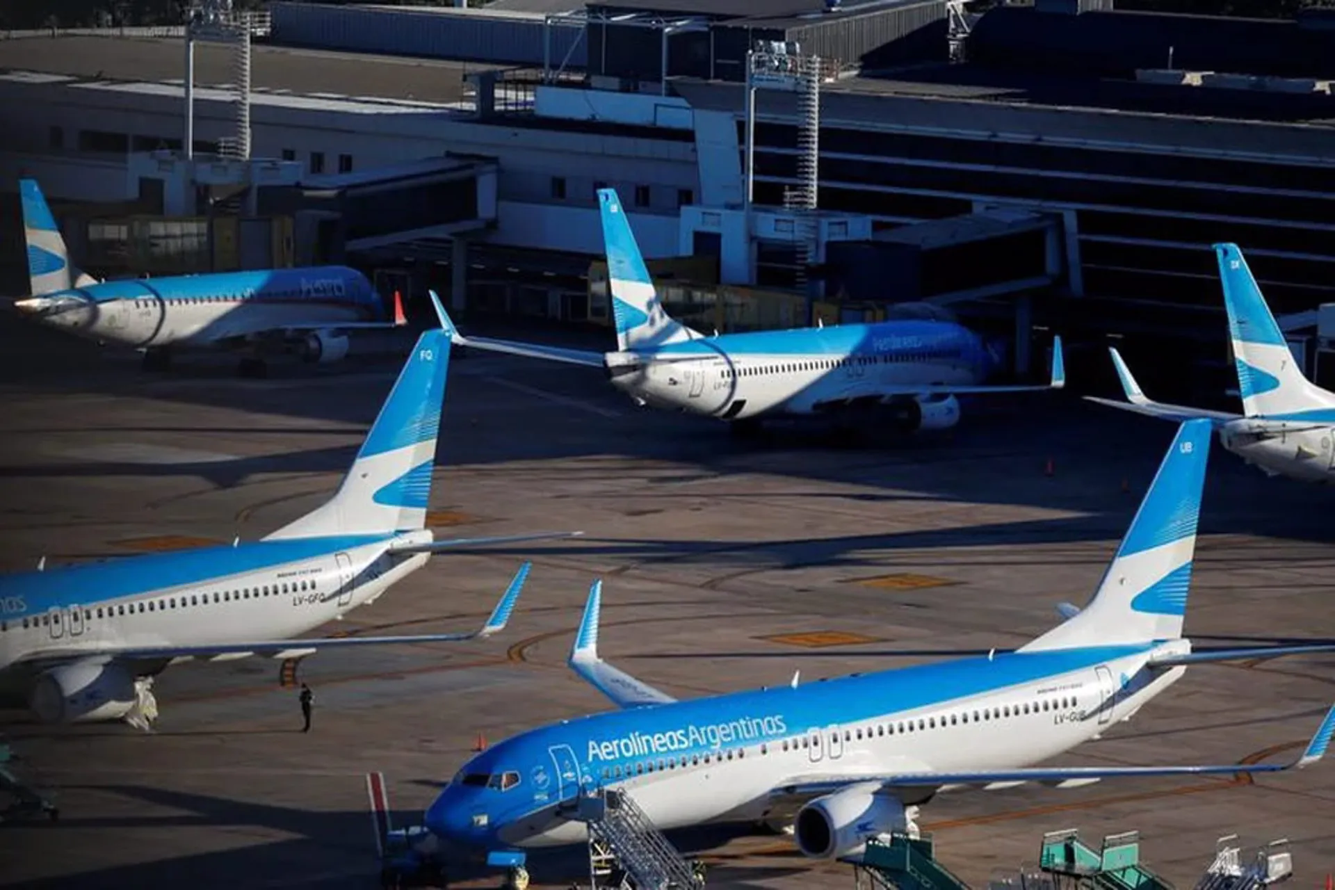 Aerolíneas Argentina dejo de vender pasajes aéreos a Moscu Aerolíneas Argentina dejo de vender pasajes aéreos a Moscu