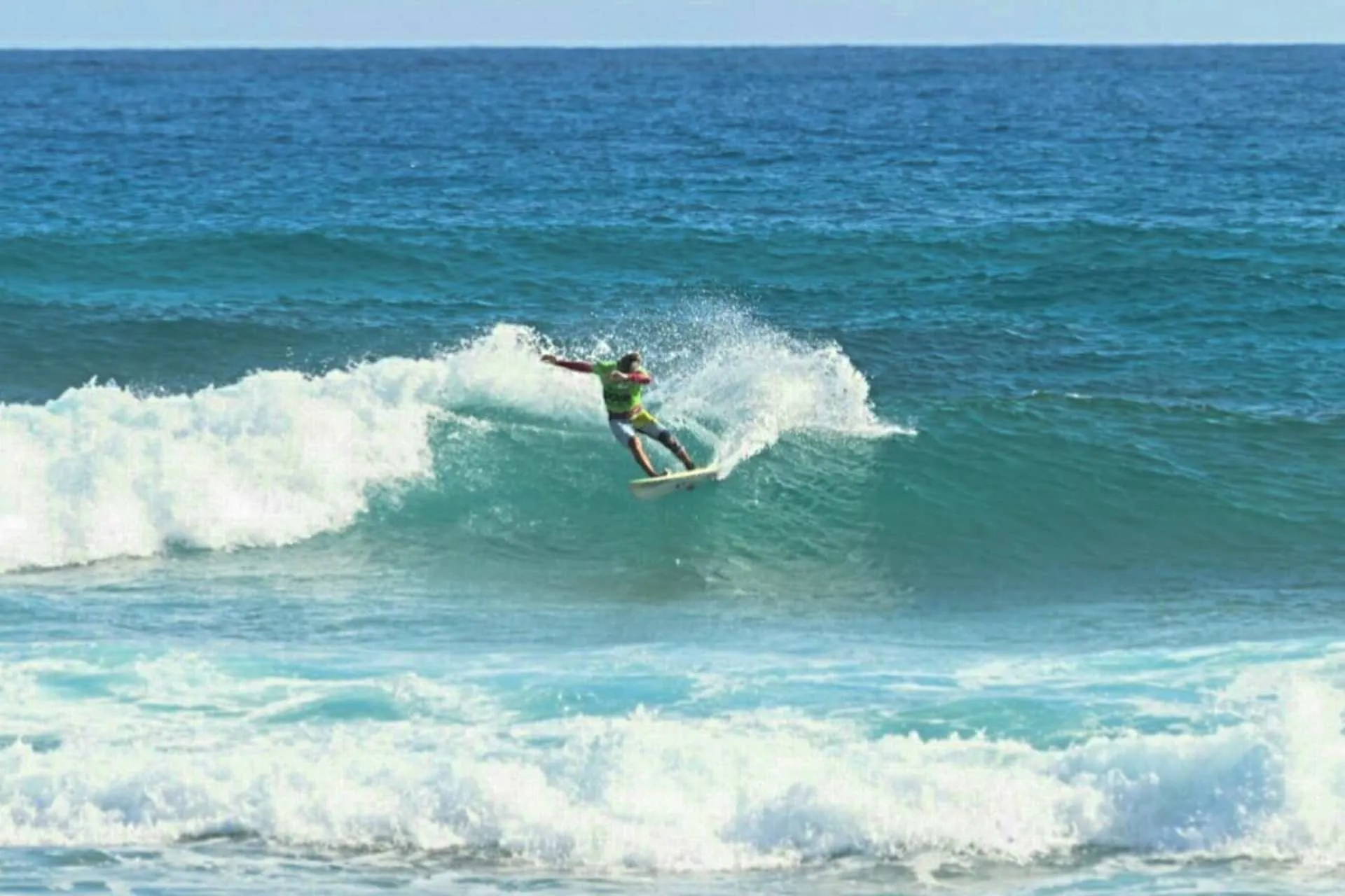  RD recibe por primera vez parada de la Liga Mundial de Surf
