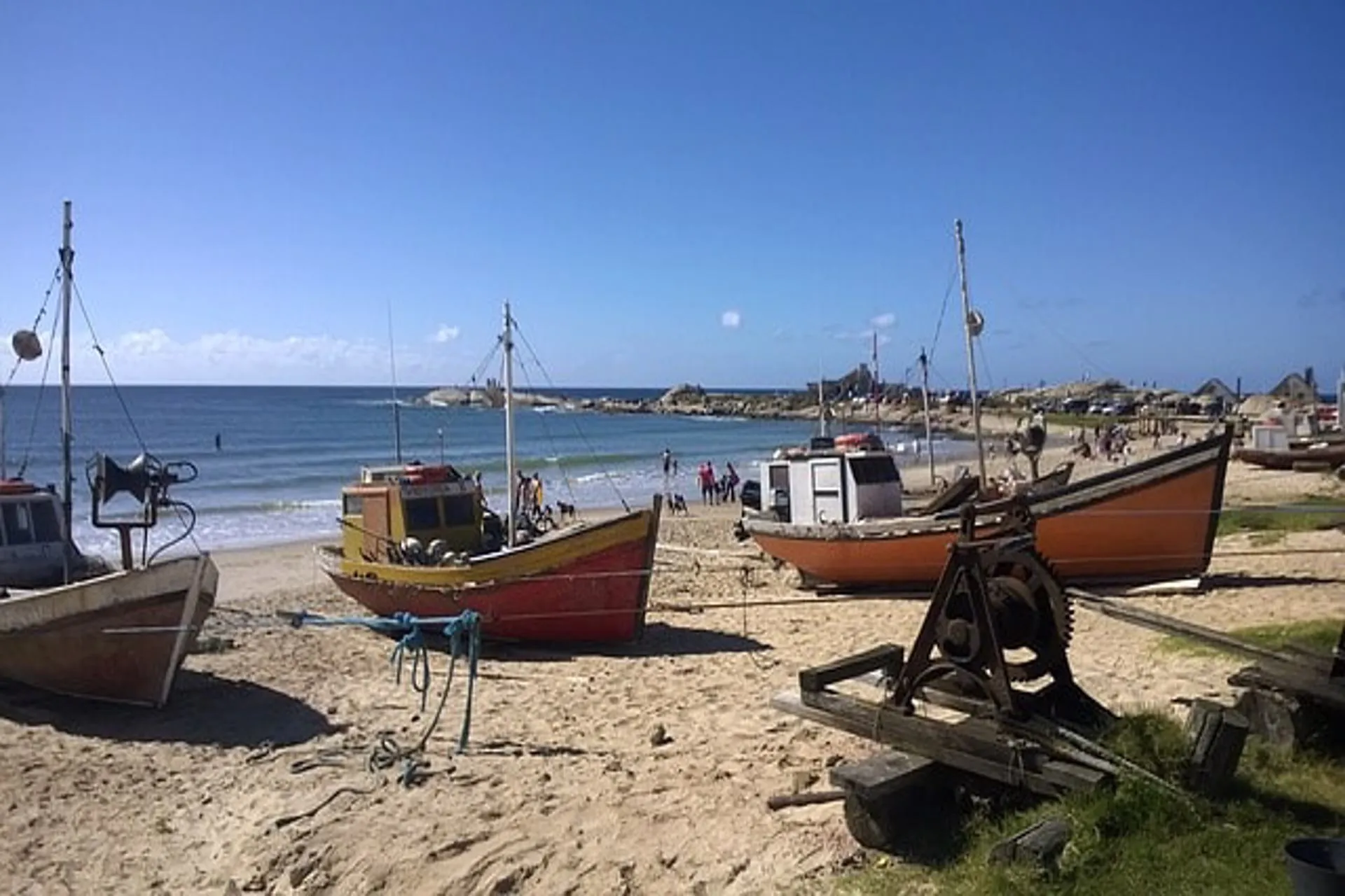 Uruguay anunciará en 10 días si abre o no al turismo extranjero