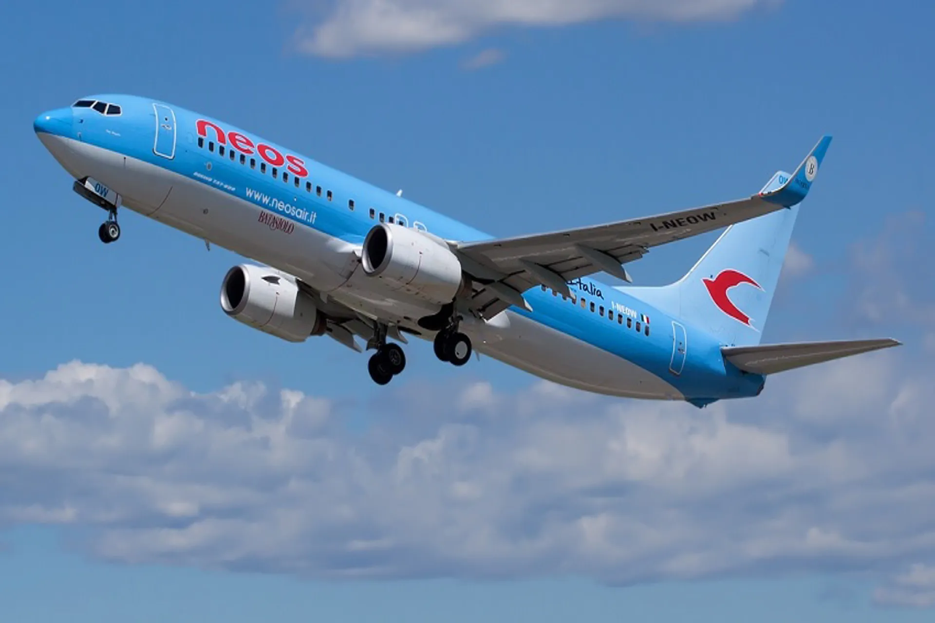 Neos Air vuelve a operar la ruta Roma / Cancun