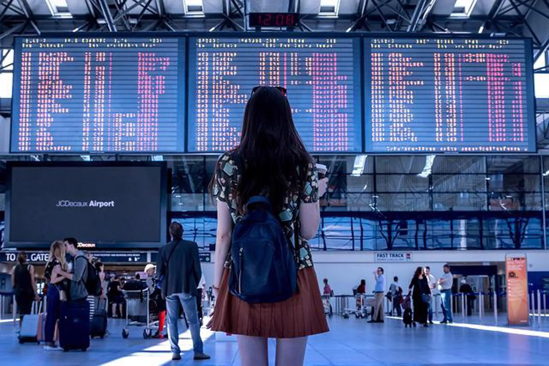 Que causa el desorden de las aerolíneas este verano en el Norte? Que causa el desorden de las aerolíneas este verano en el Norte?