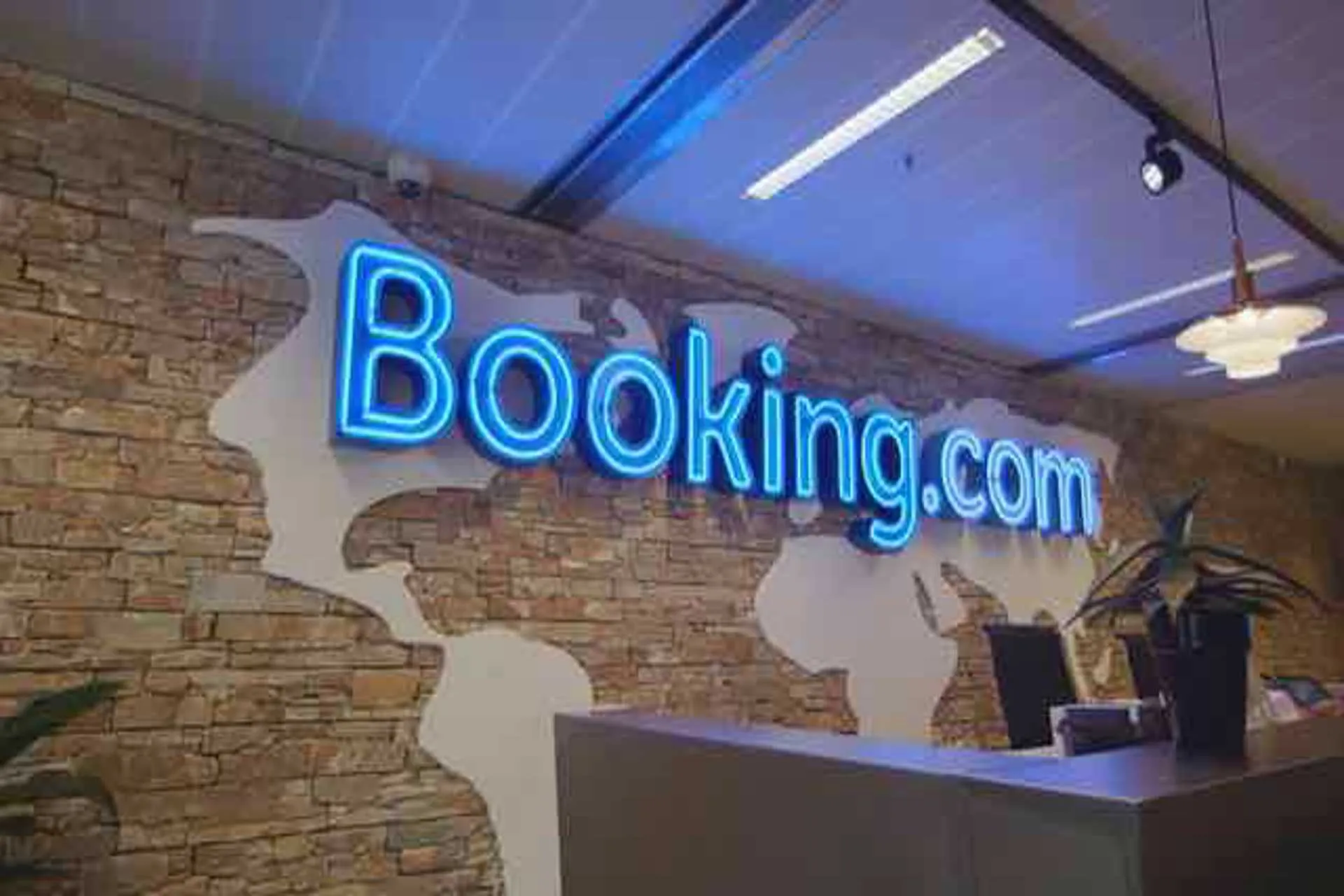 Booking comienza a vender vuelos en los Estados Unidos