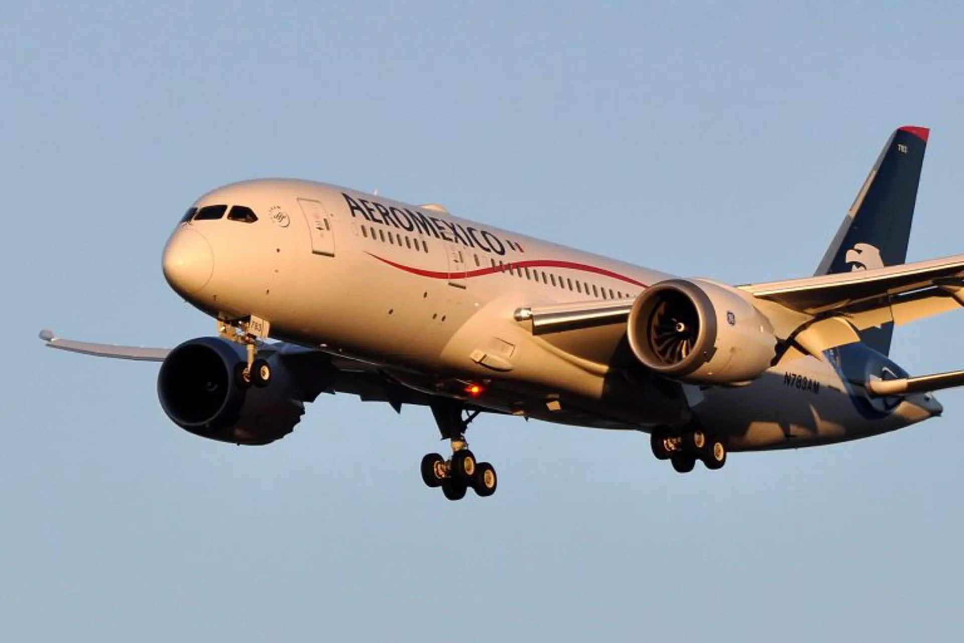 “Mujeres volando”: Aeromexico ofrece beca para carrera de piloto “Mujeres volando”: Aeromexico ofrece beca para carrera de piloto