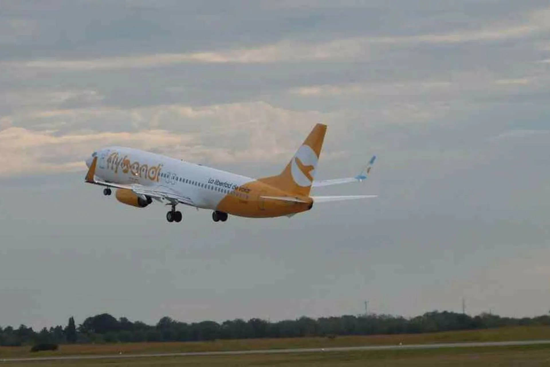 Flybondi retoma ruta a Florianópolis y suma vuelos a Río de Janeiro 