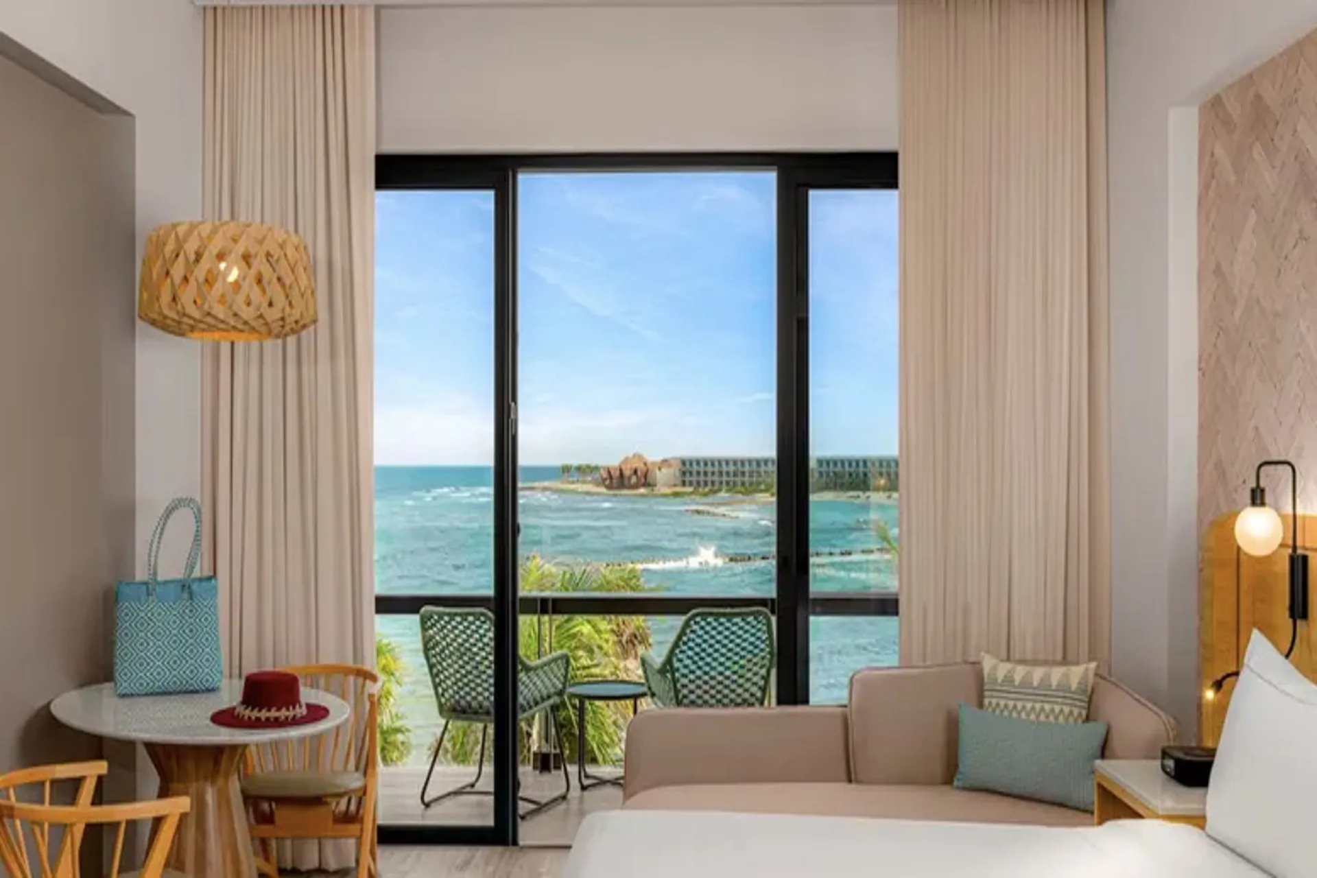 Hilton lanzo el producto premium Enclave para sus "All Inclusive"