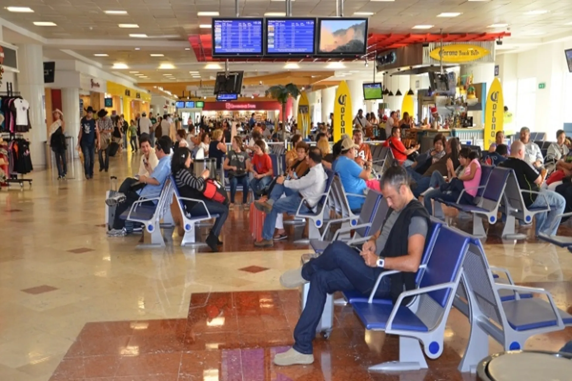 Aeropuerto de Cancún espera tener récord de pasajeros en 2022