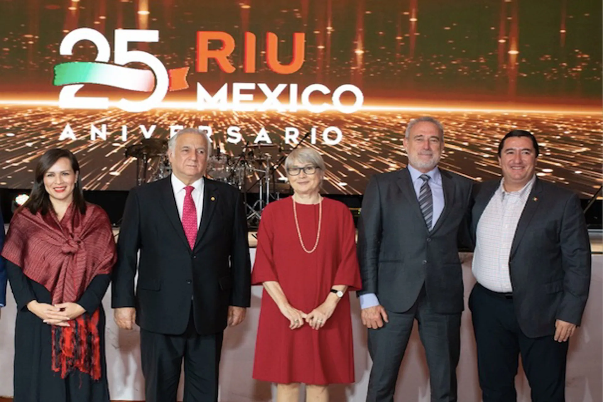 RIU festejo su 25 Aniversario en México con una gran celebración