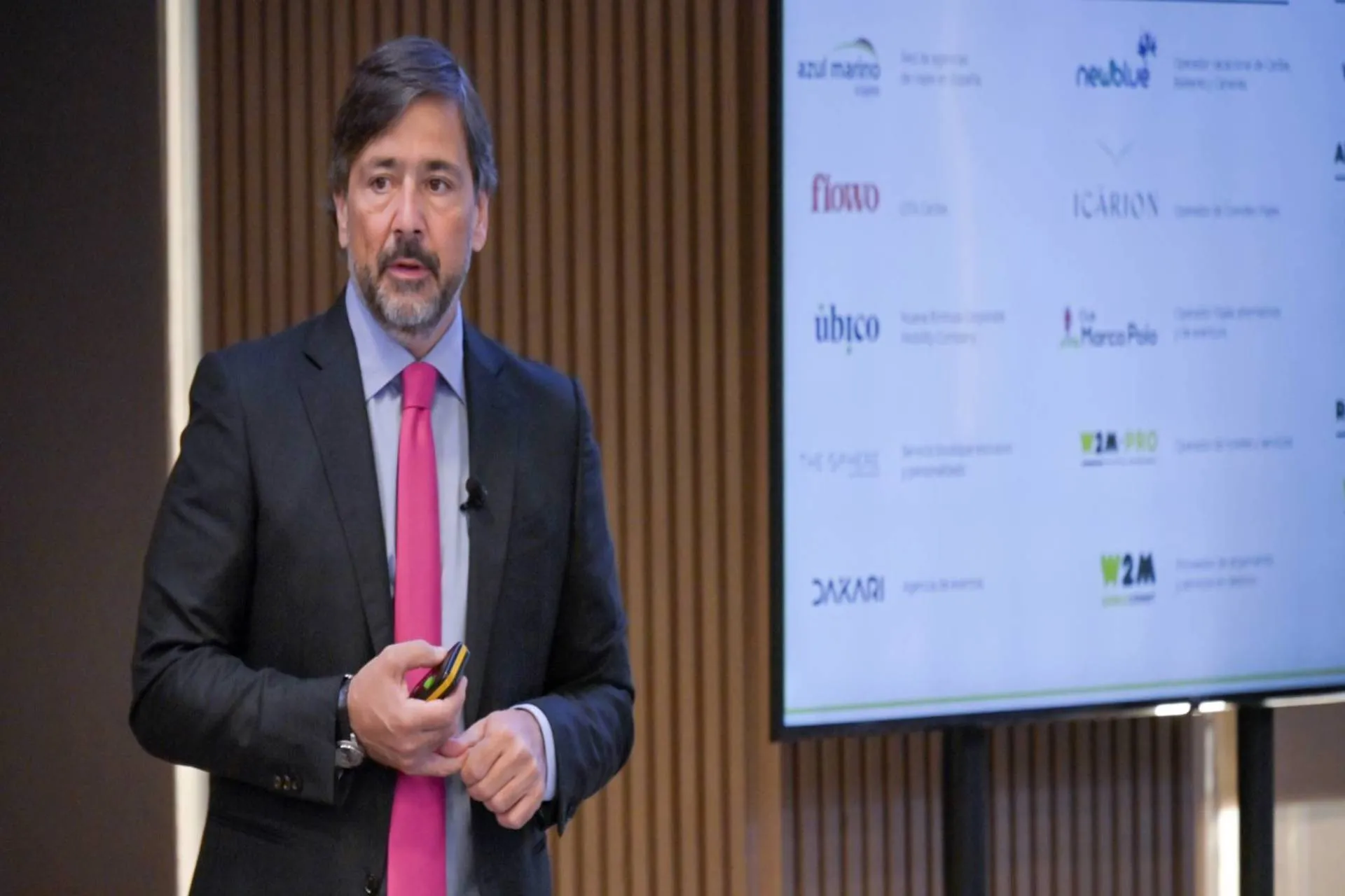 W2M dispara su facturación y se abre a nuevas compras 