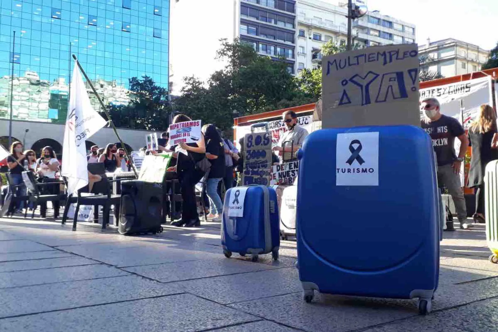 Trabajadores piden que se declare emergencia turística en Uruguay 