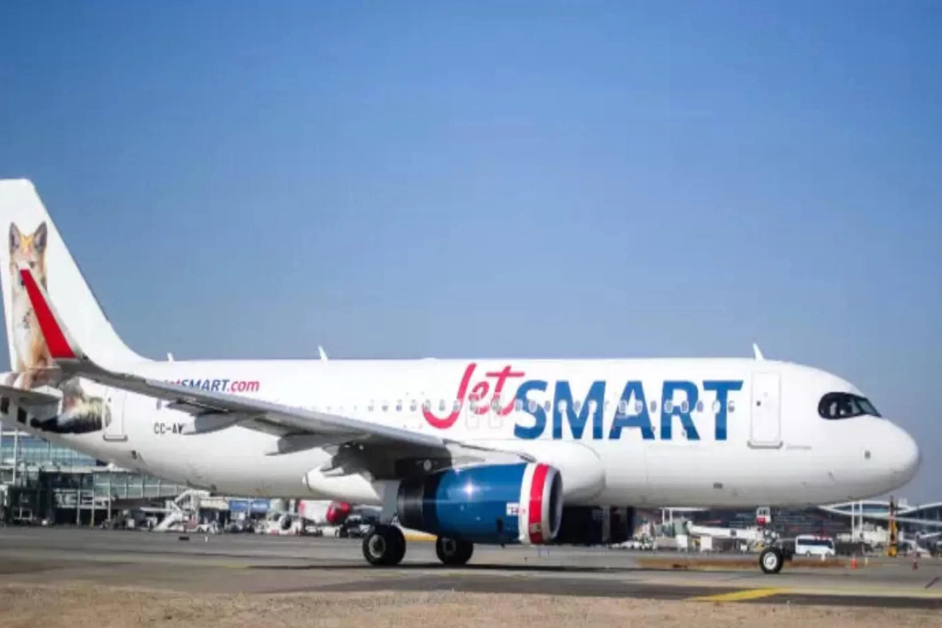 JetSMART recibe los permisos para operar vuelos locales en Colombia