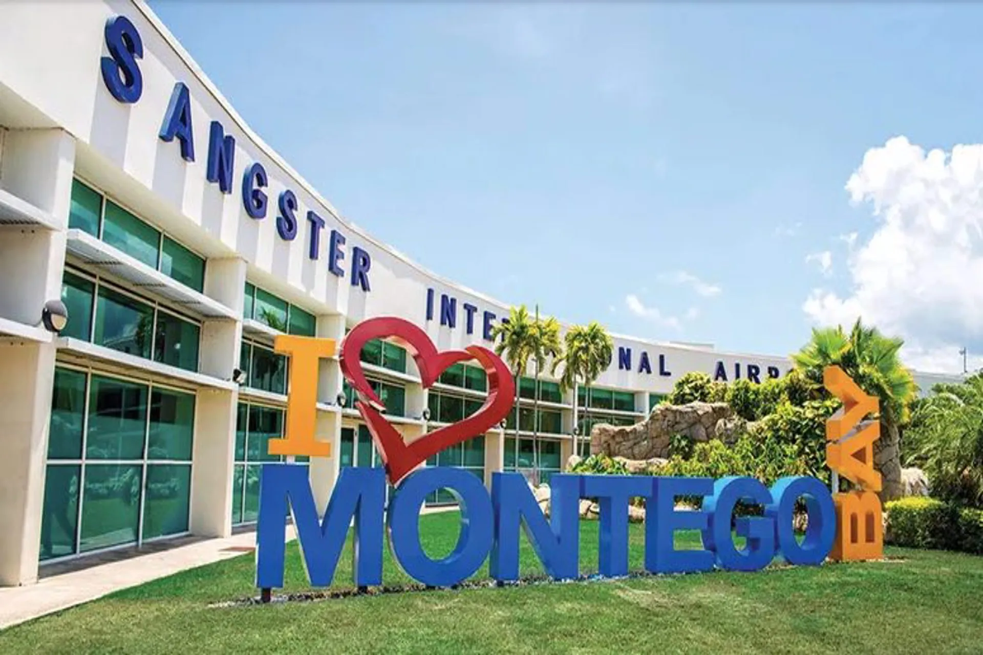 Jamaica: aumento del turismo causa problemas en aeropuerto 