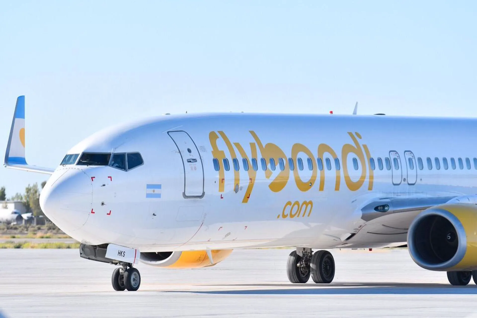Flybondi aceptó volar desde Ezeiza de manera temporaria Flybondi aceptó volar desde Ezeiza de manera temporaria