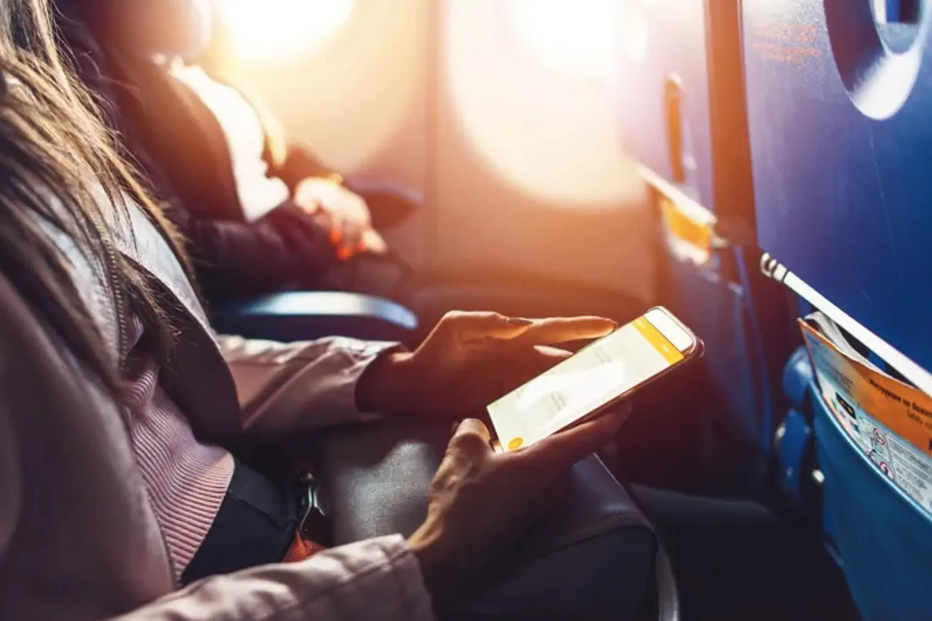 Los viajeros aun no confían en la IA pero la industria la adapta